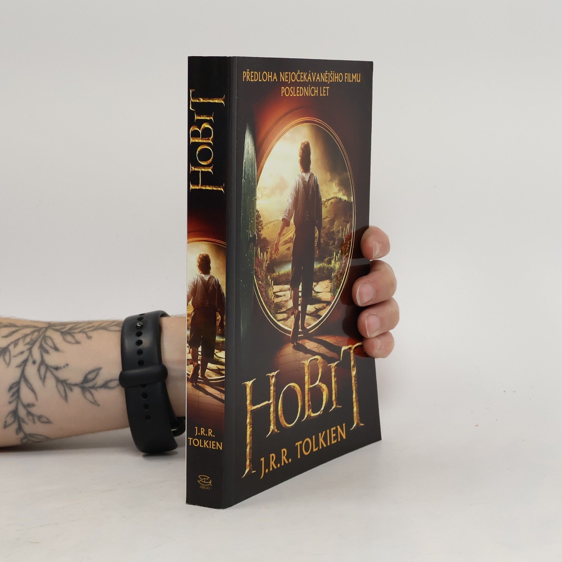 J. R. R. Tolkien Hobit, aneb, Cesta tam a zase zpátky