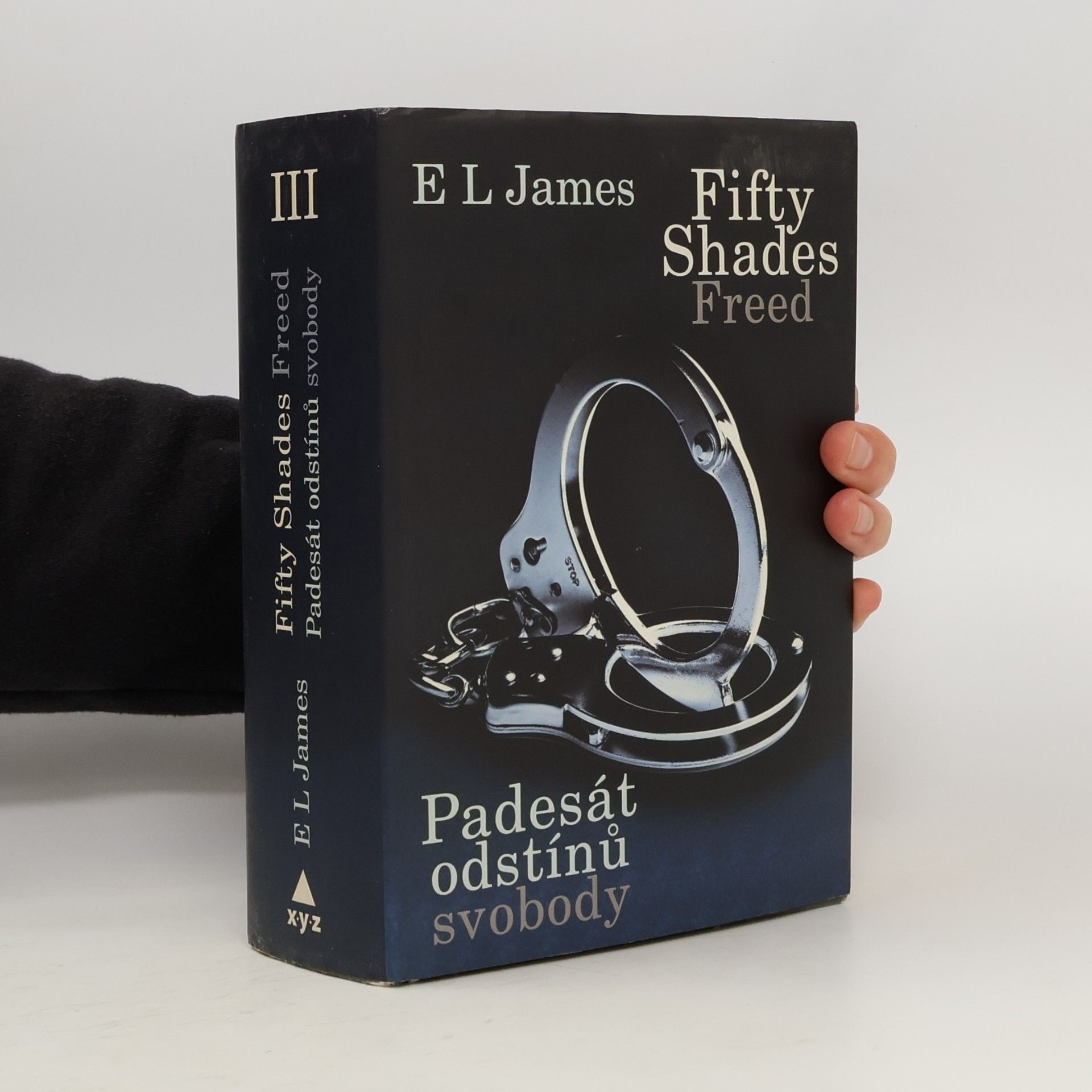 E. L. James Padesát odstínů svobody