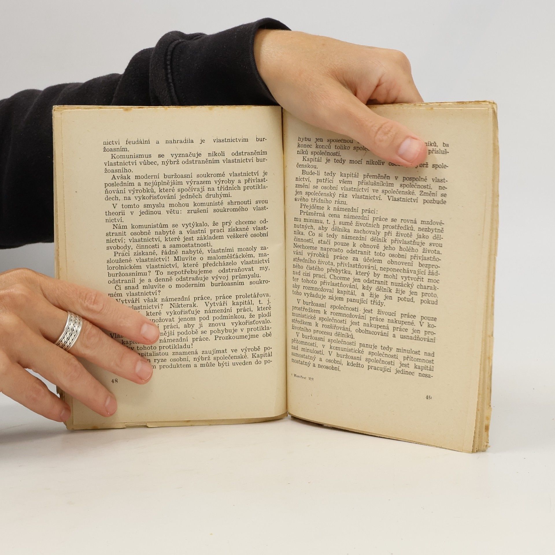 B. Engels Manifest komunistické strany
