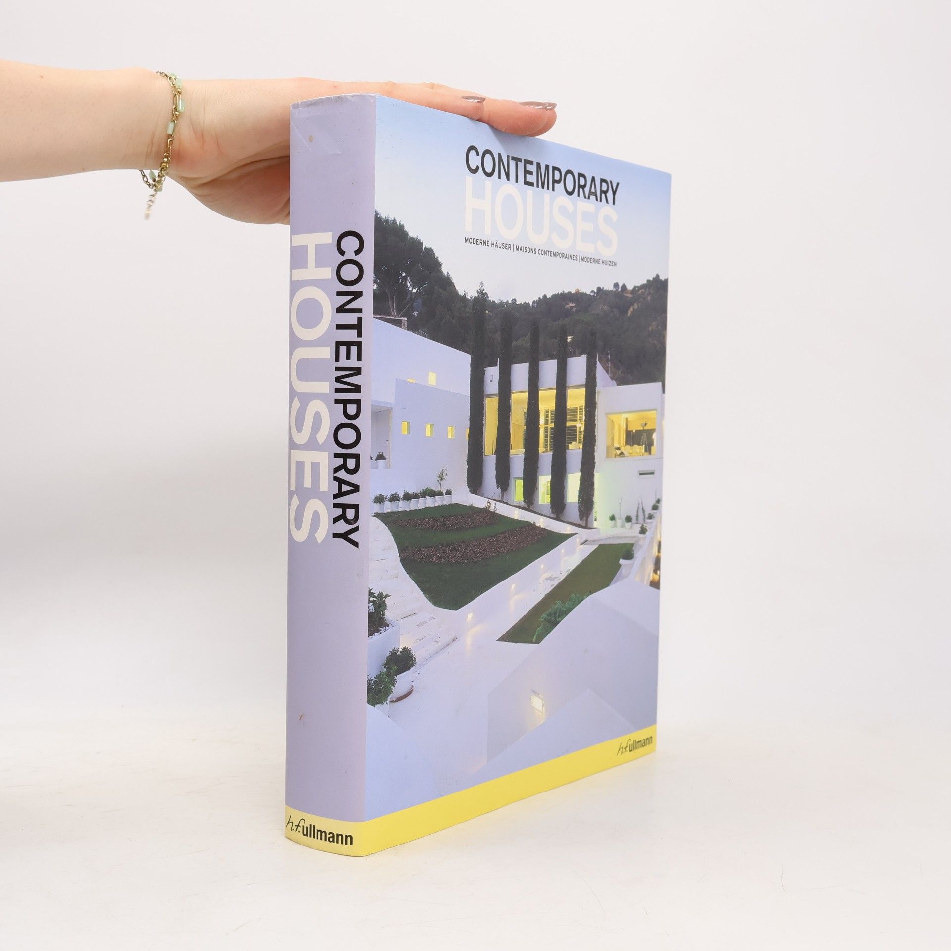 Antonio Corcuera Aranguiz Contemporary houses