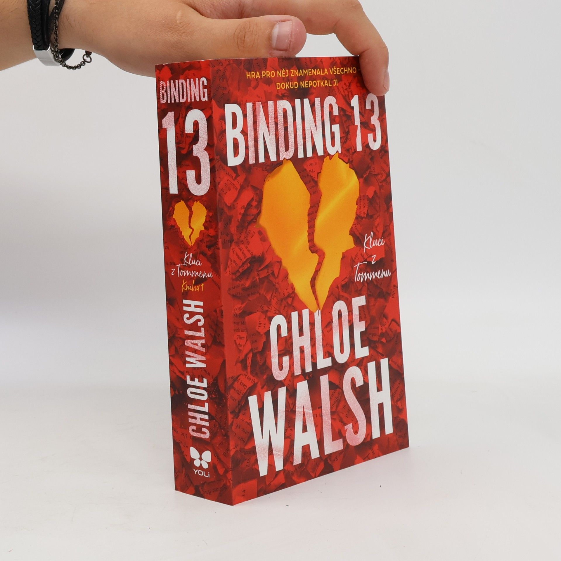 Chloe Walsh Binding 13