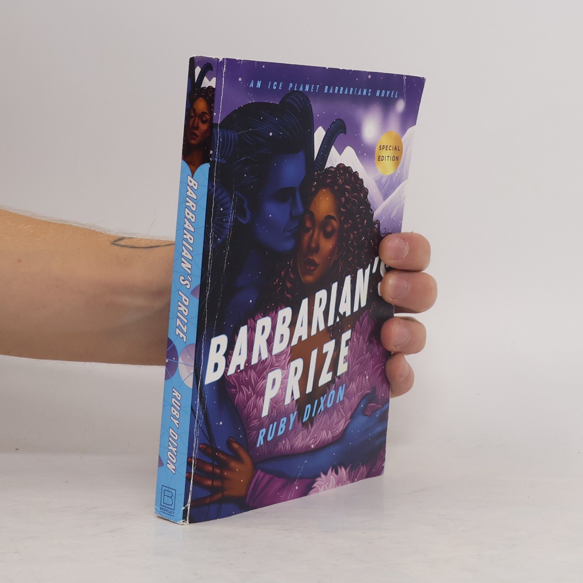 Ruby Dixon Barbarian's Prize