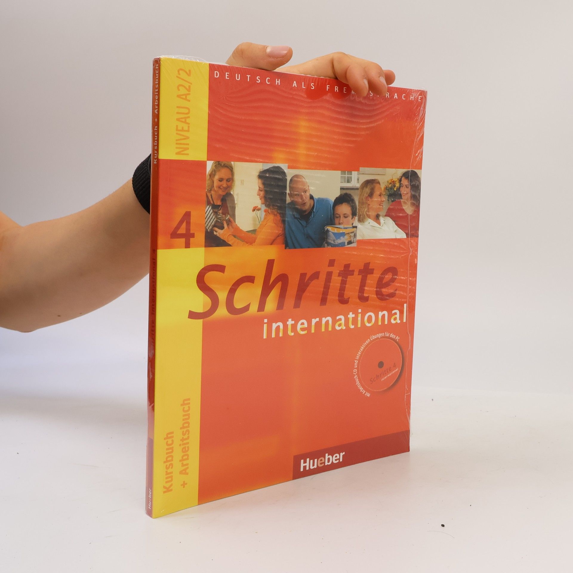 Schritte international 4. Kurs- und Arbeitsbuch mit Audio-CD und Glossar XXL Deutsch - Tschechisch