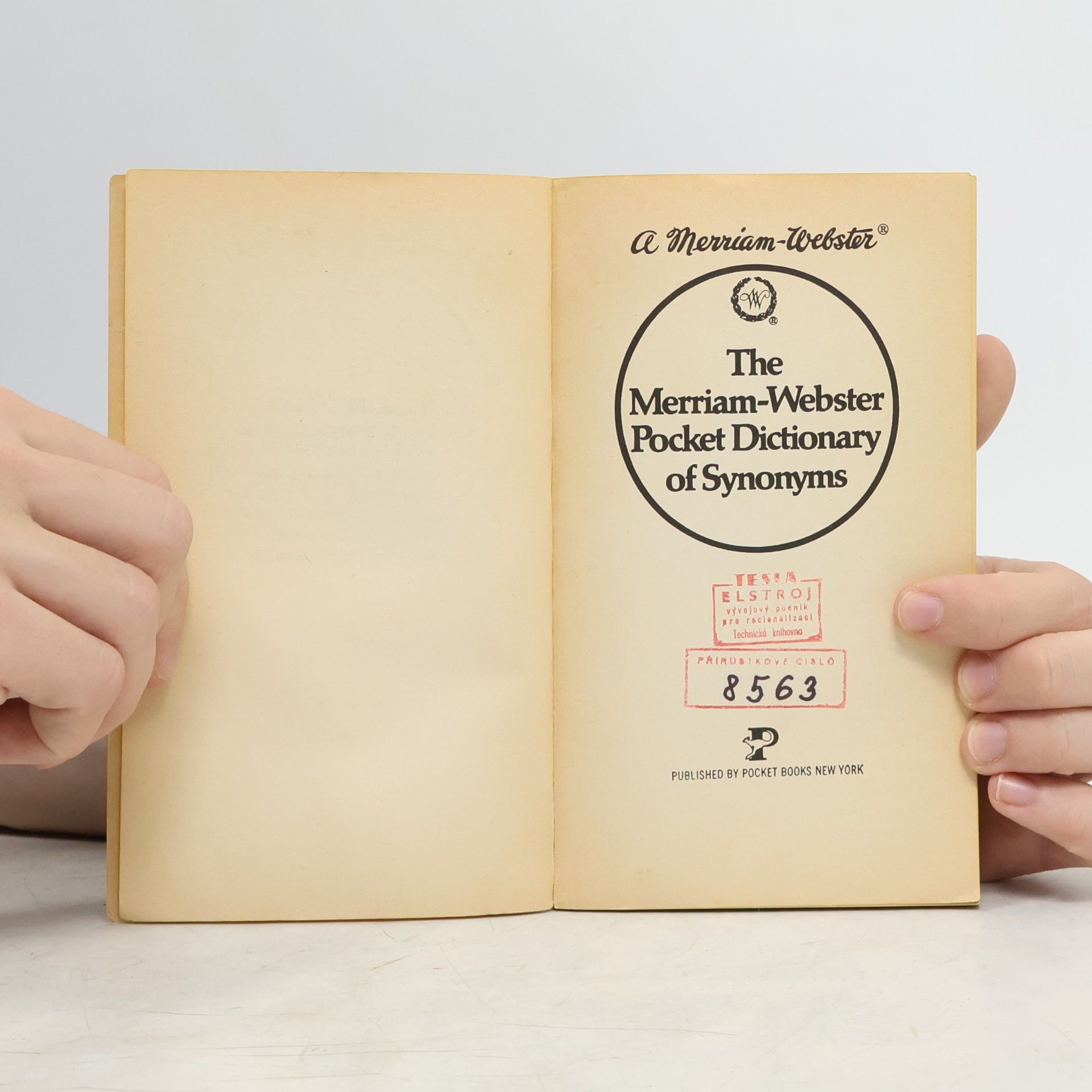 Inc MerriamWebster The Merriam-Webster Pocket Dictionary of Synonyms