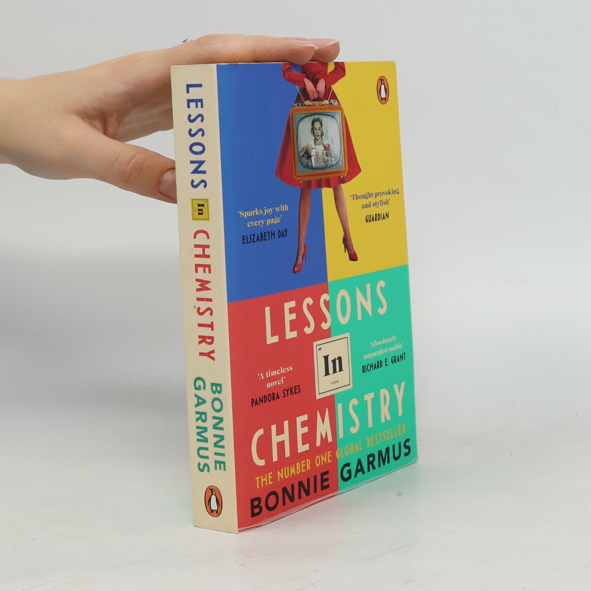Bonnie Garmus Lessons In Chemistry
