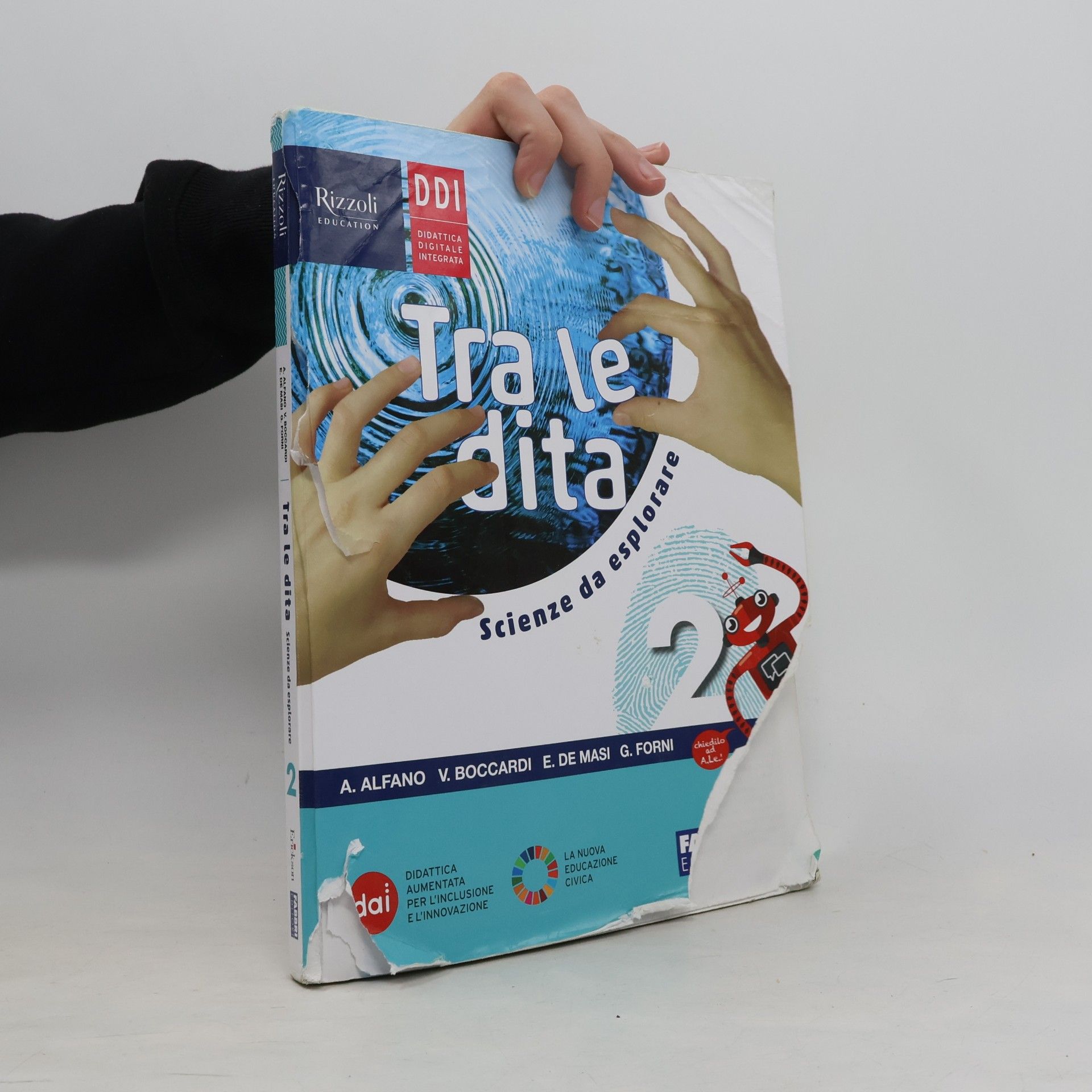 Tra le dita