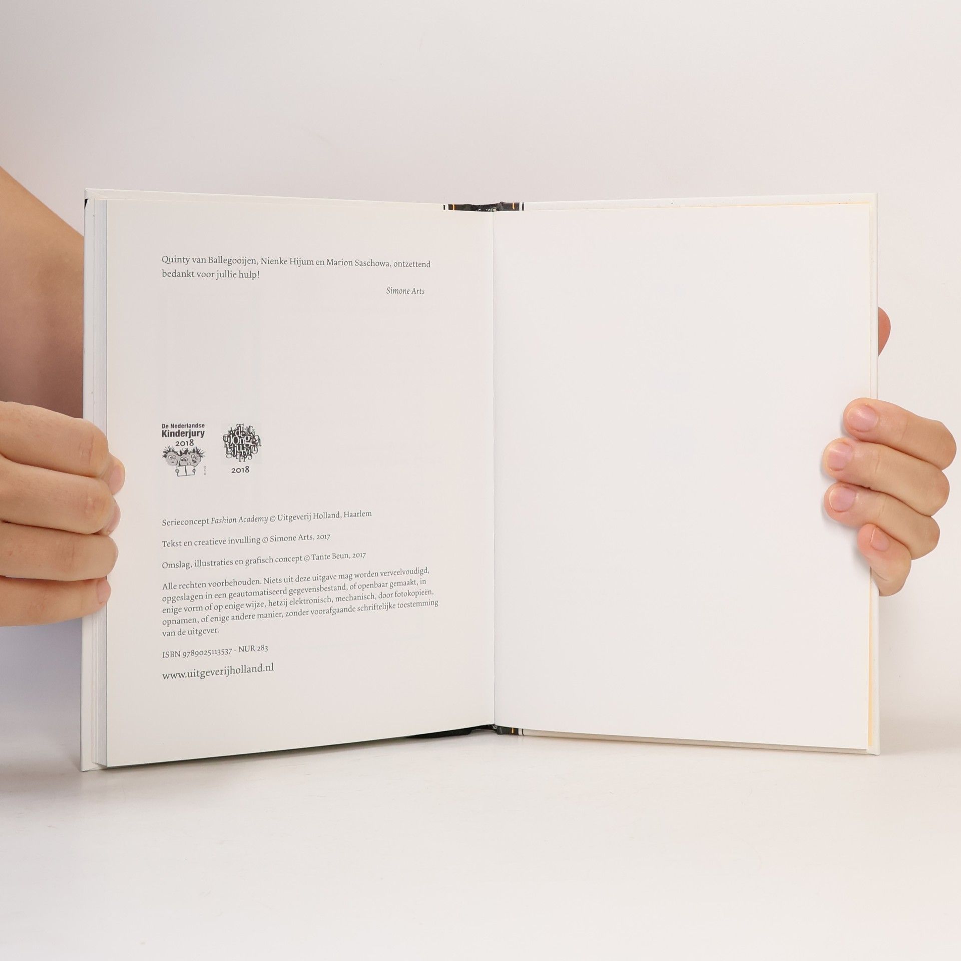 Simone Arts Fashion Academy 3: Punk Meets Preppy