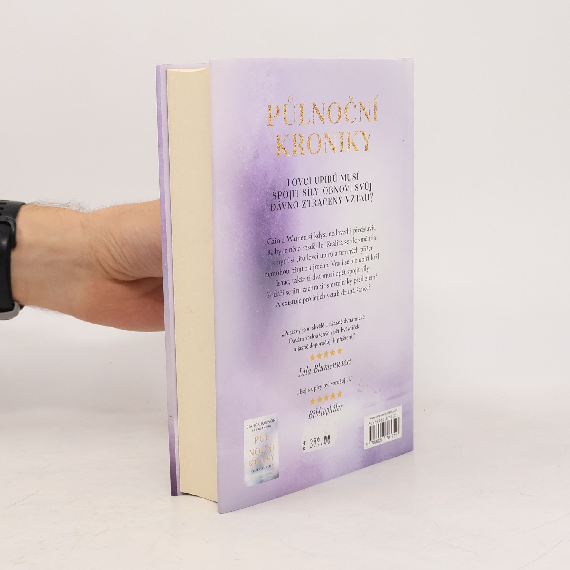Laura Kneidl Půlnoční kroniky. Krvavá magie