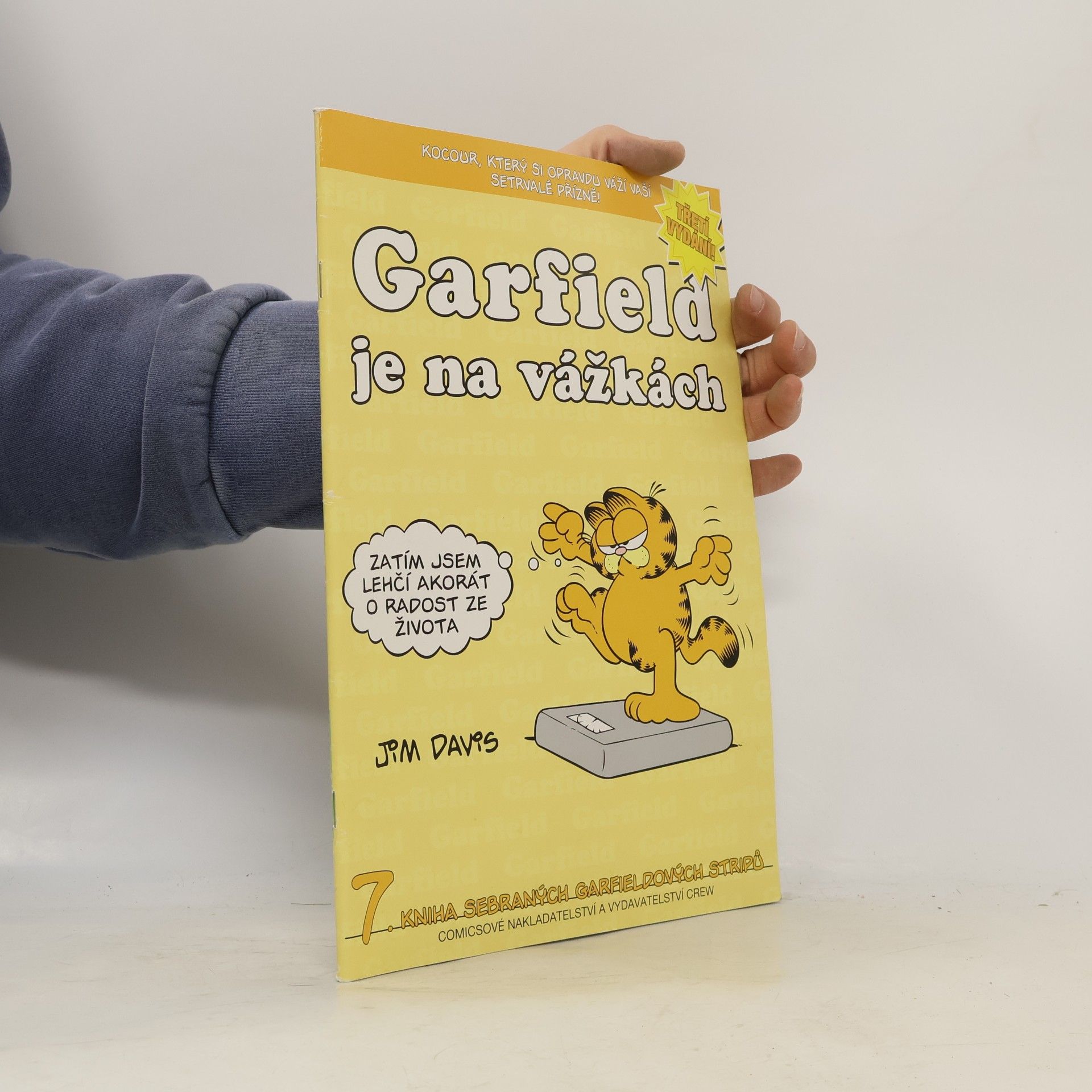 Jim Davis Garfield je na vážkách