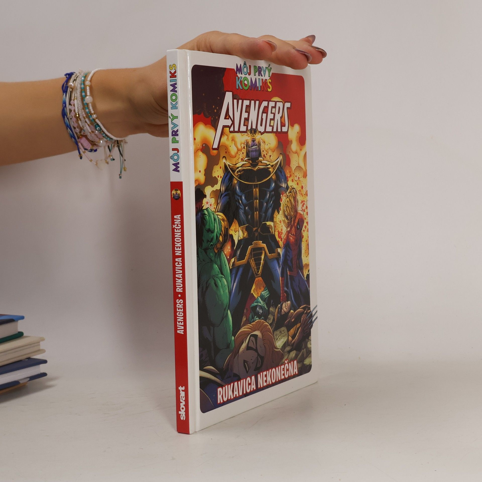 Lee Black Avengers: Rukavica nekonečna
