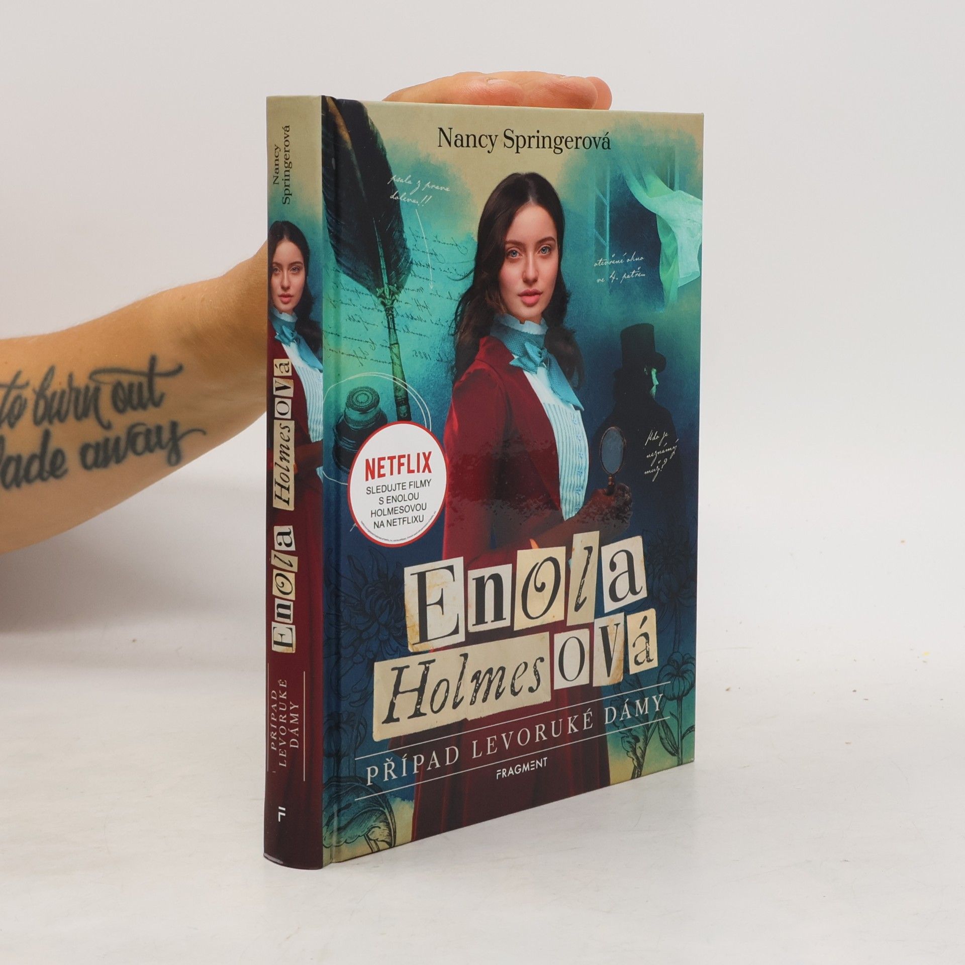 Enola Holmesová. Případ levoruké dámy