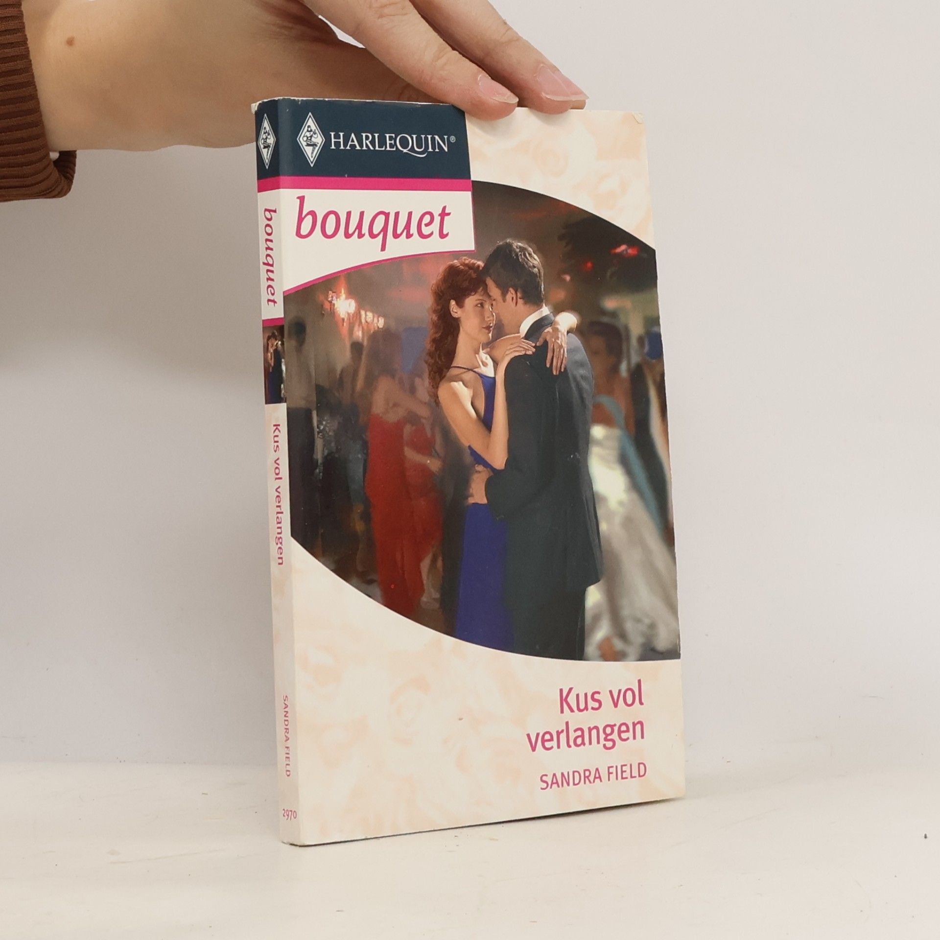 Bouquet - 2970: Kus vol verlangen