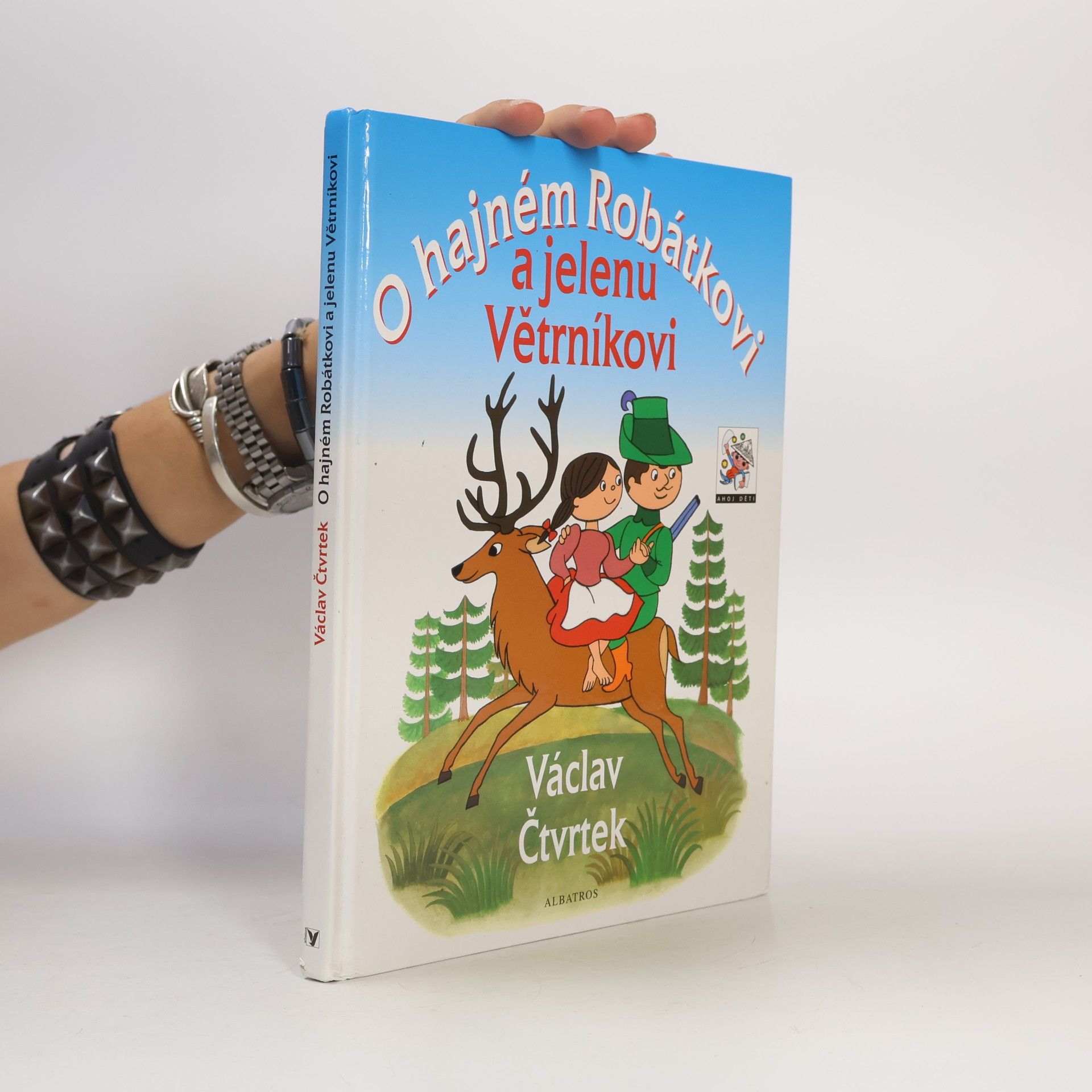 O hajném Robátkovi a jelenu Větrníkovi