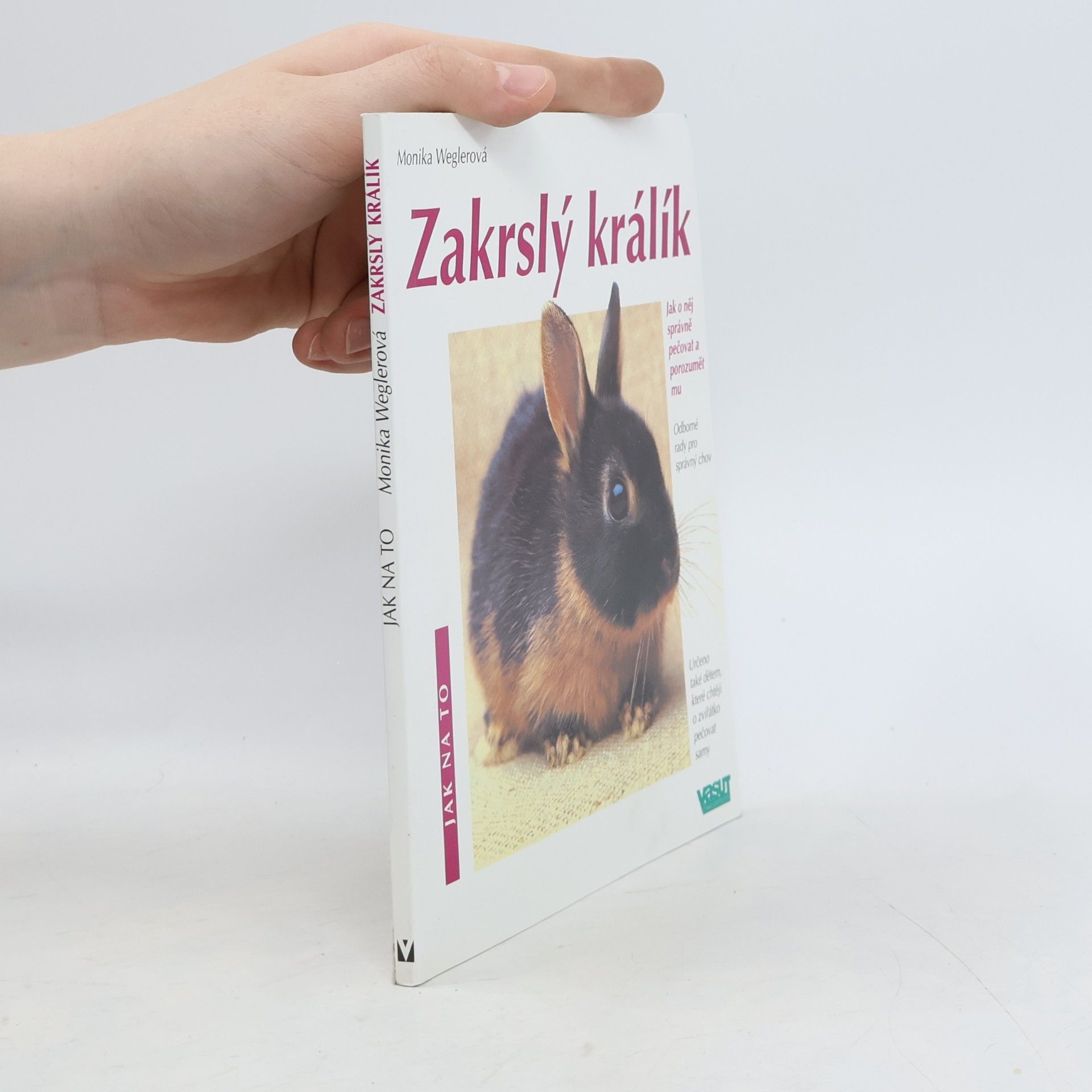 Monika Wegler Zakrslý králík