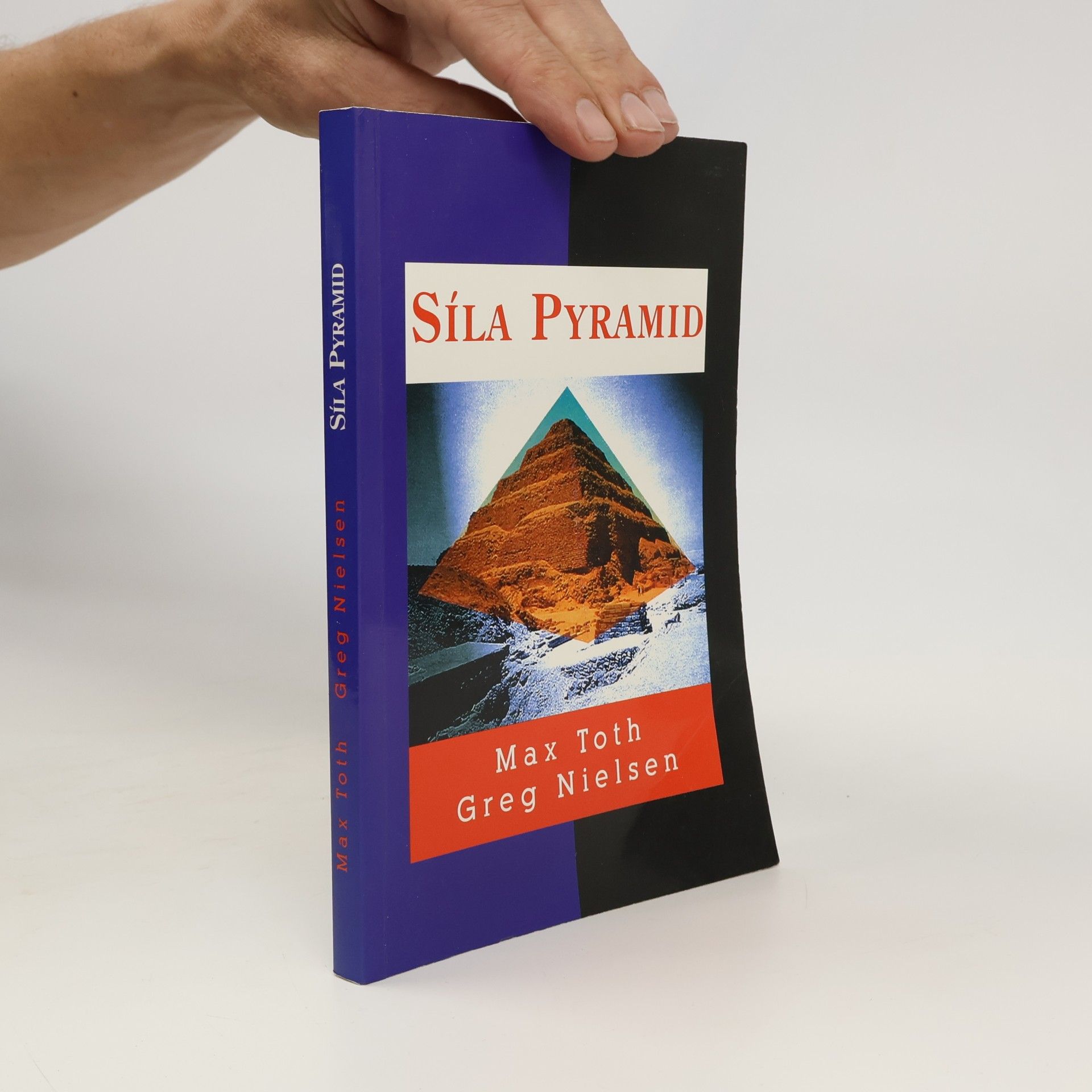 Max Toth Síla pyramid