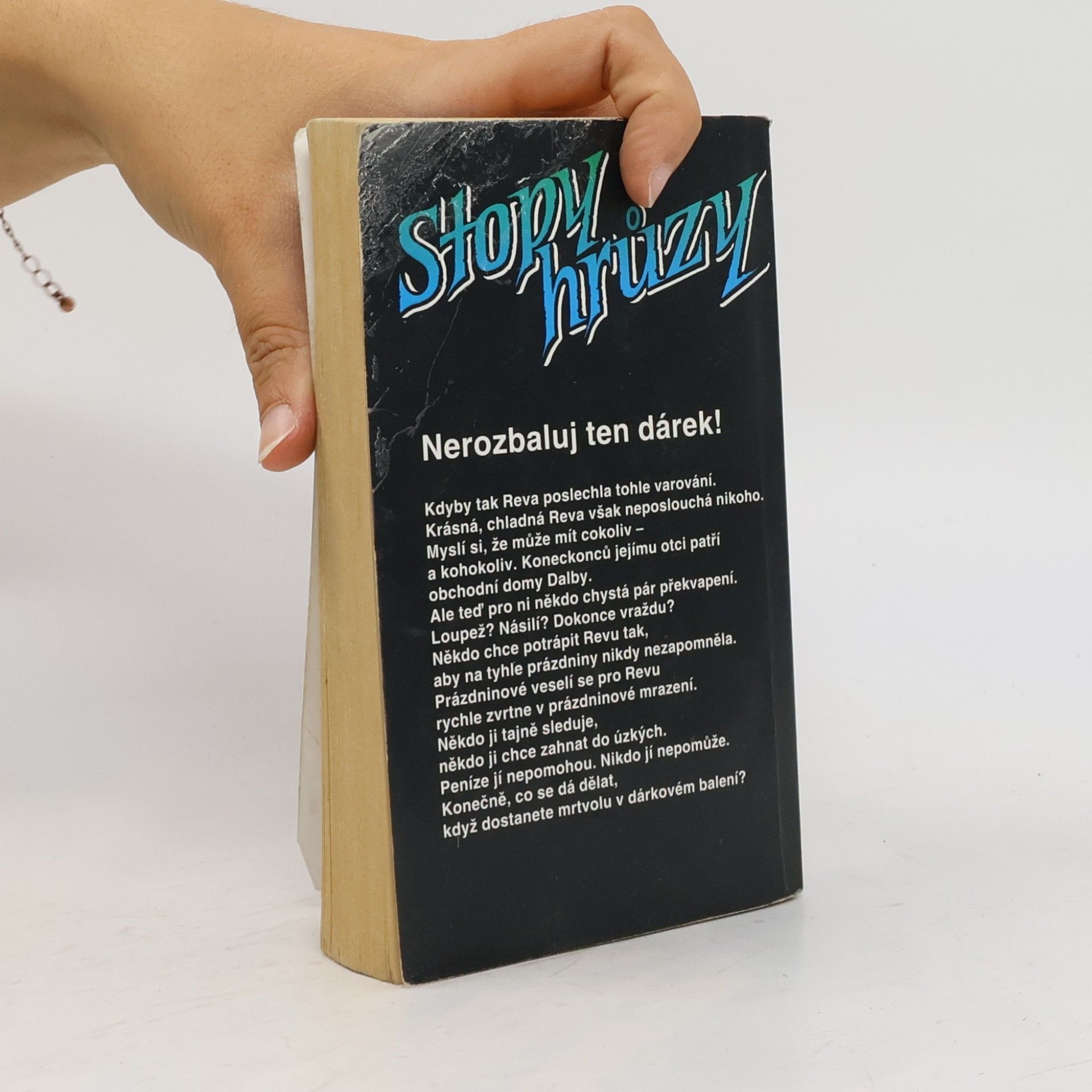 R. L. Stine Mlčení noci. Stopy hrůzy 23