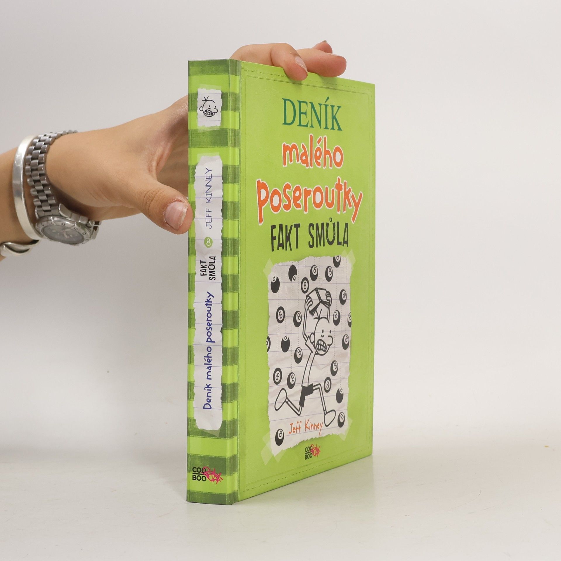 Jeff Kinney Deník malého poseroutky 8. Fakt smůla