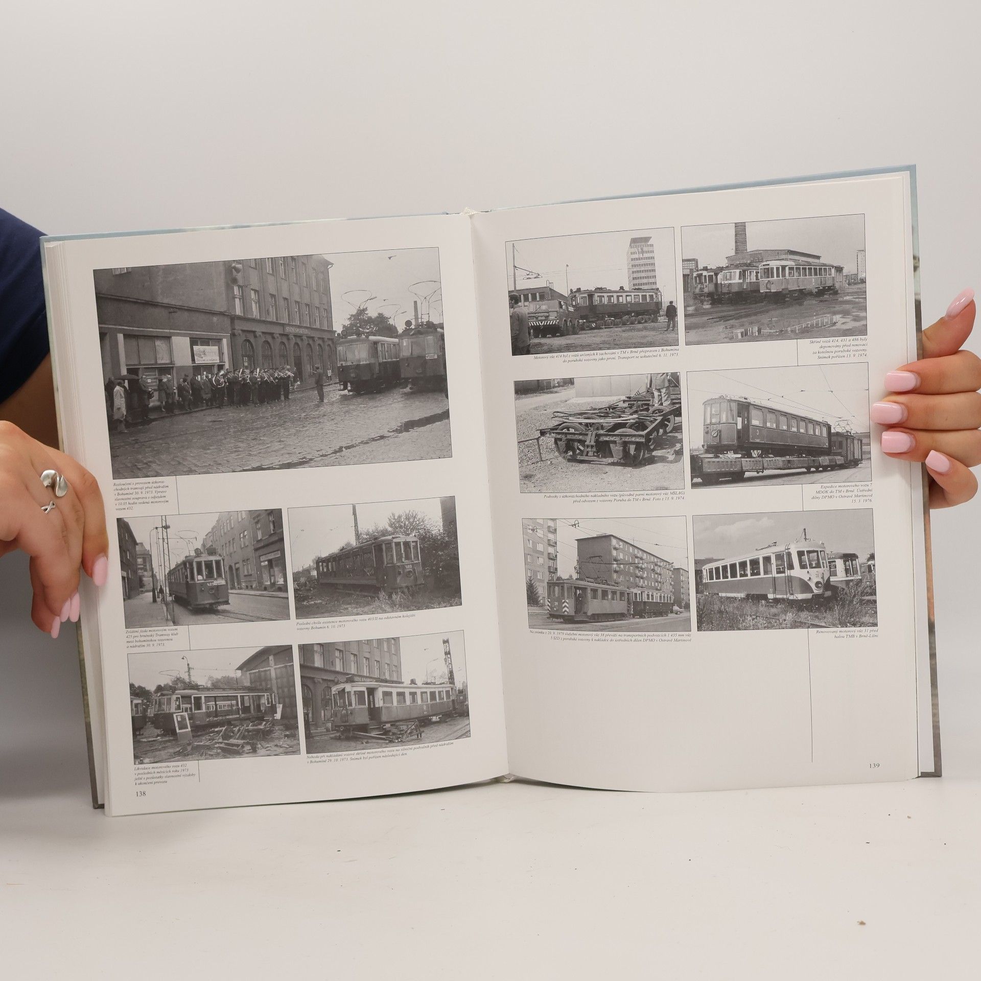 Jiří Boháček Od koňky k Sedanu: historie úzkorozchodných drah na Ostravsku a Karvinsku : 1902-1973