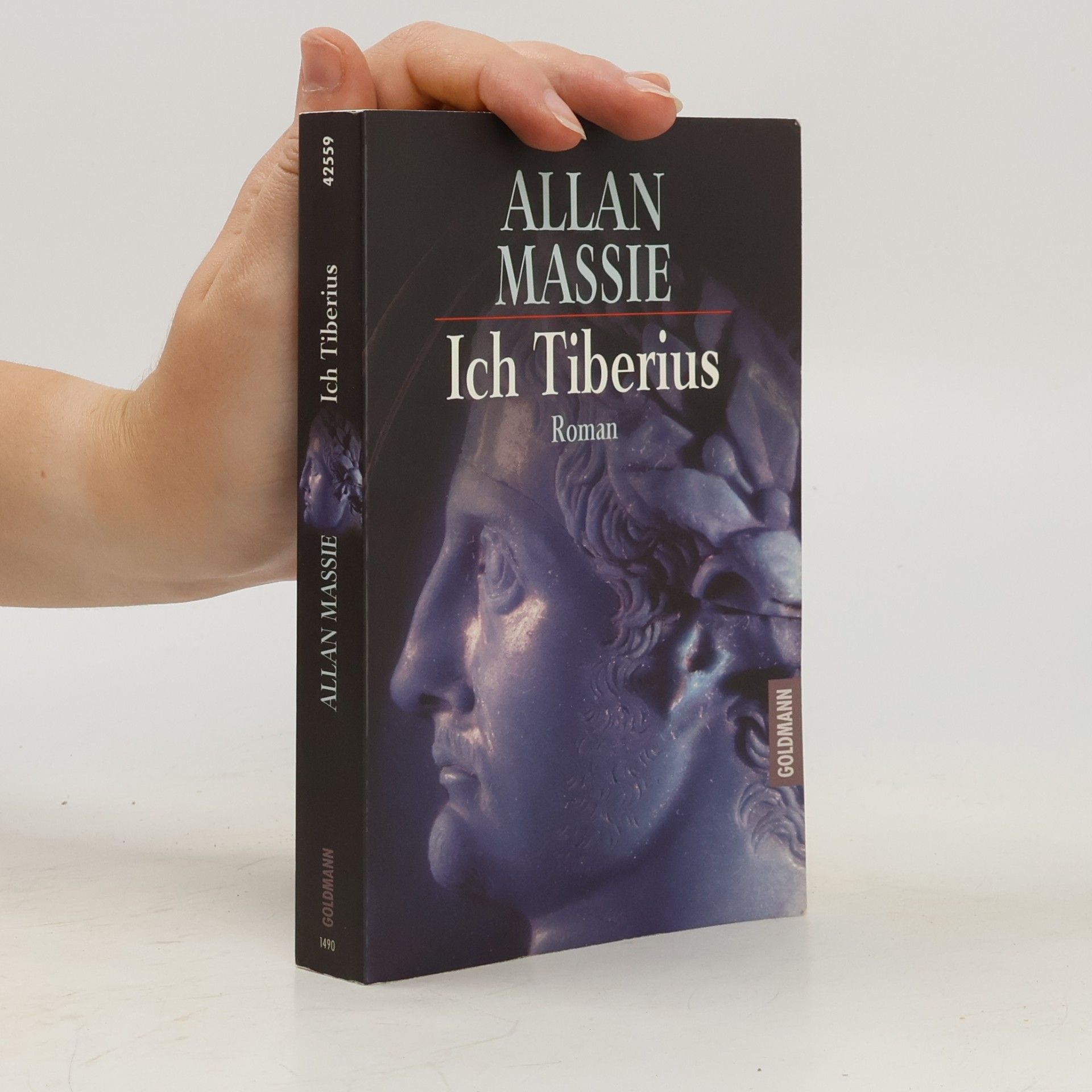 Allan Massie Ich, Tiberius