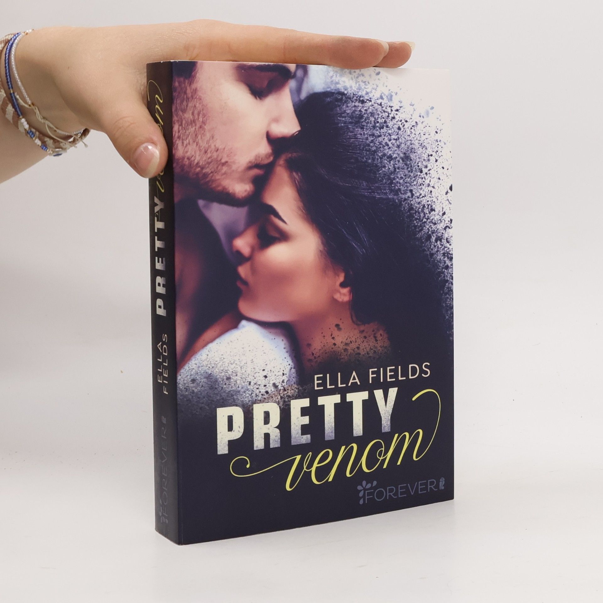 Ella Fields Pretty Venom