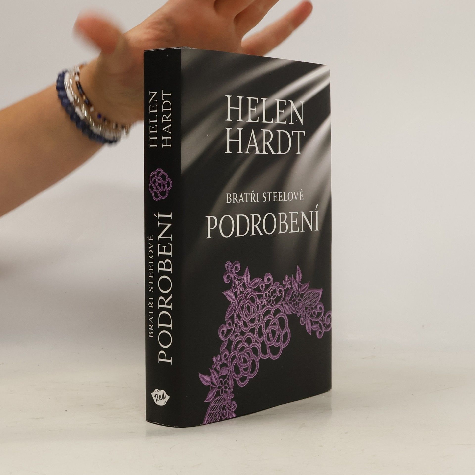 Helen Hardt Podrobení