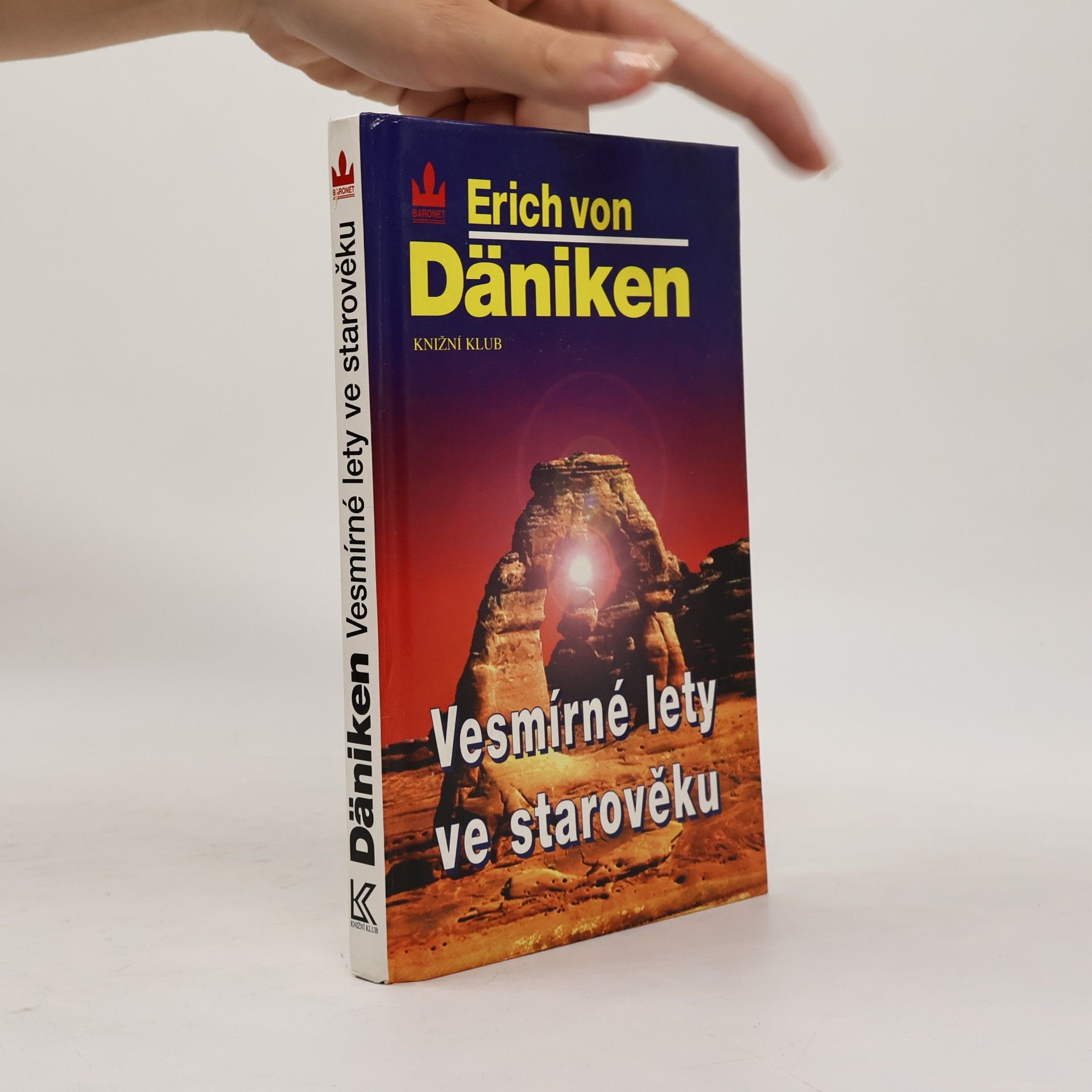 Erich von Däniken Vesmírné lety ve starověku