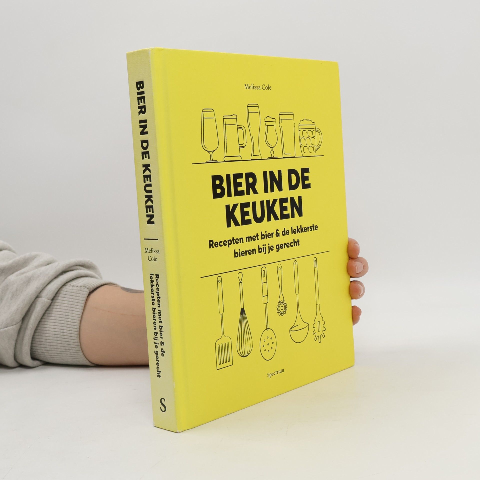 Melissa Cole Bier in de keuken