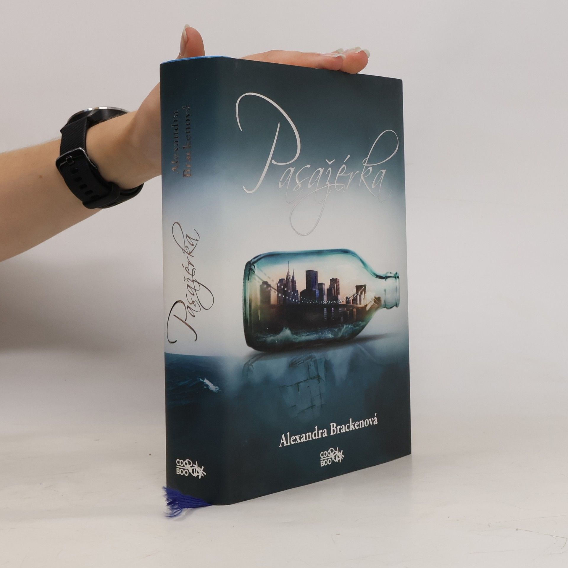 Alexandra Bracken Pasažérka