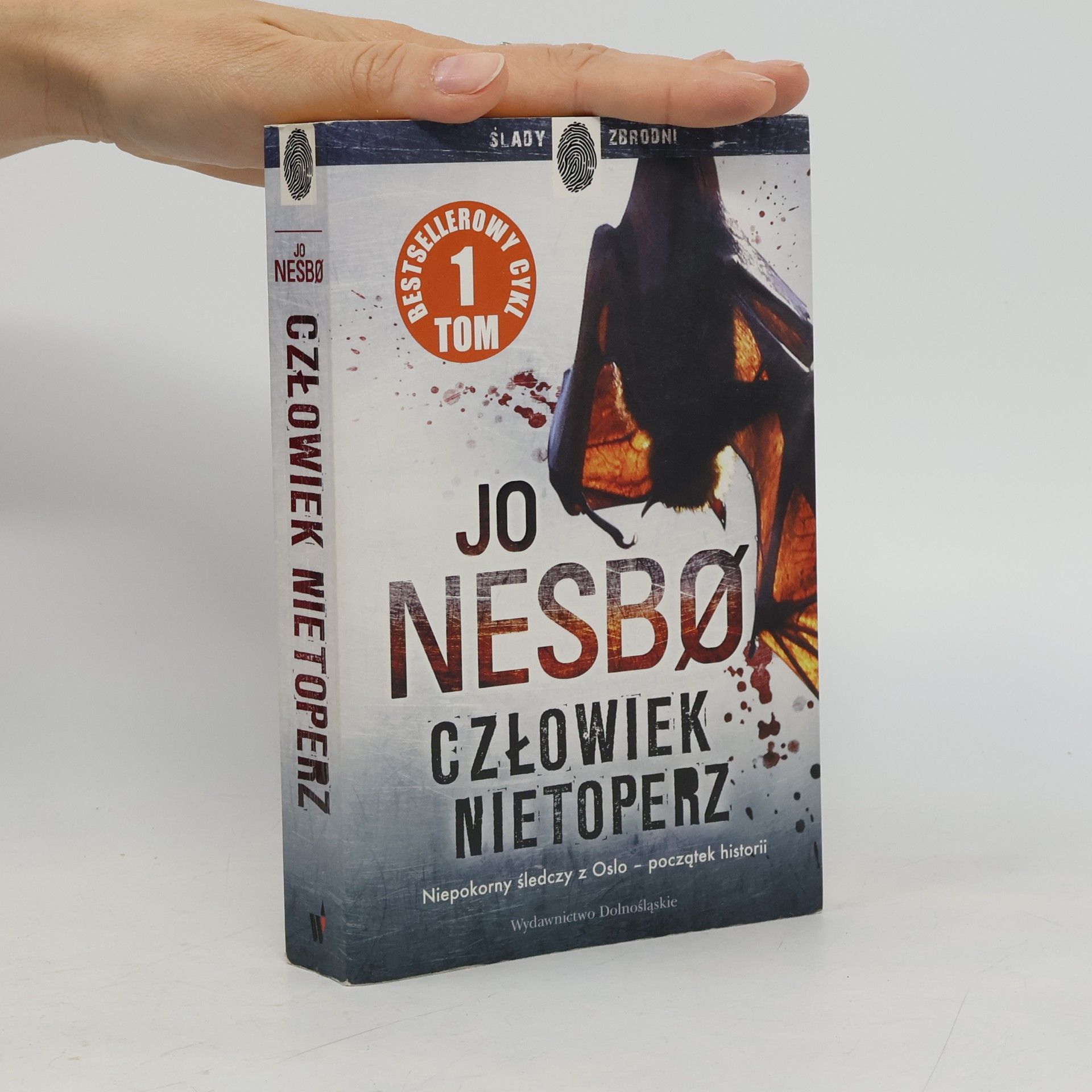 Jo Nesbø Człowiek nietopierz