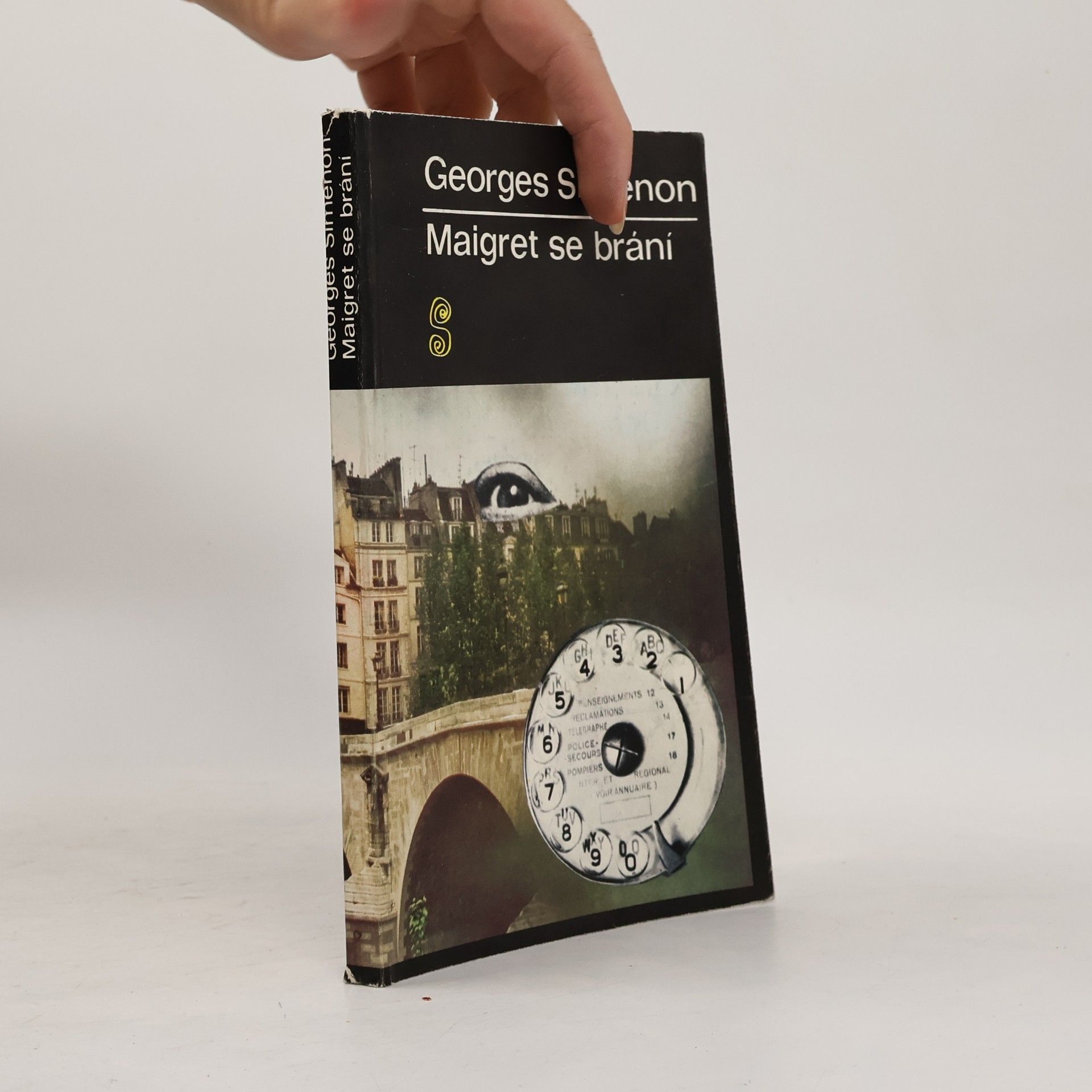 Georges Simenon Maigret se brání