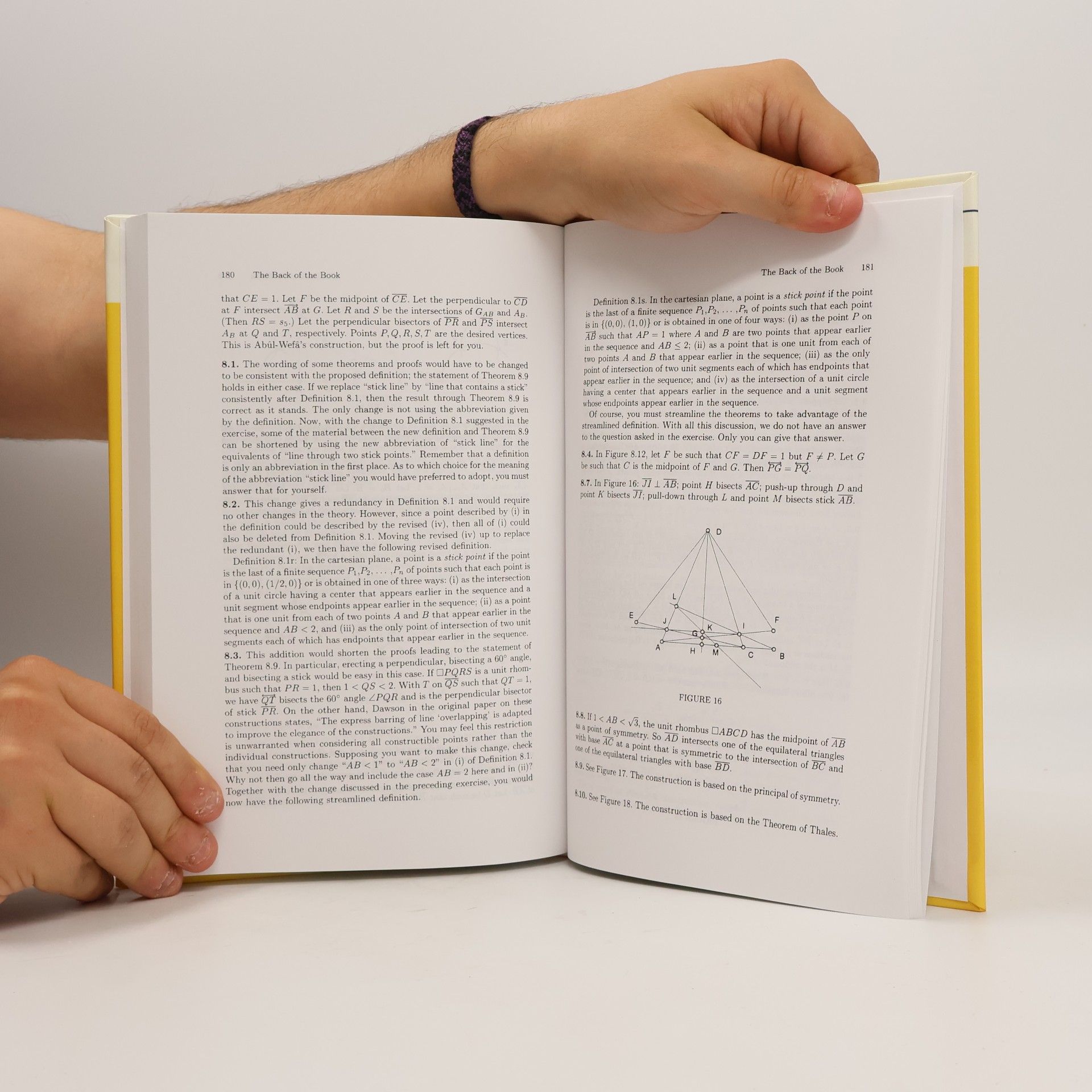 George Edward Martin Undergraduate Texts in Mathematics: Geometric Constructions