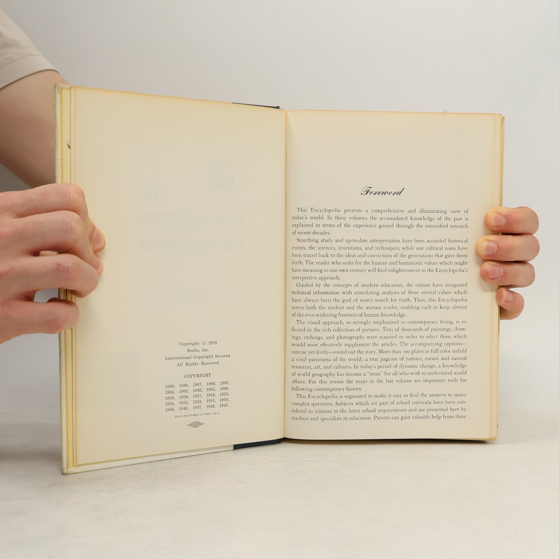kolektiv The New American Encyclopedia 1