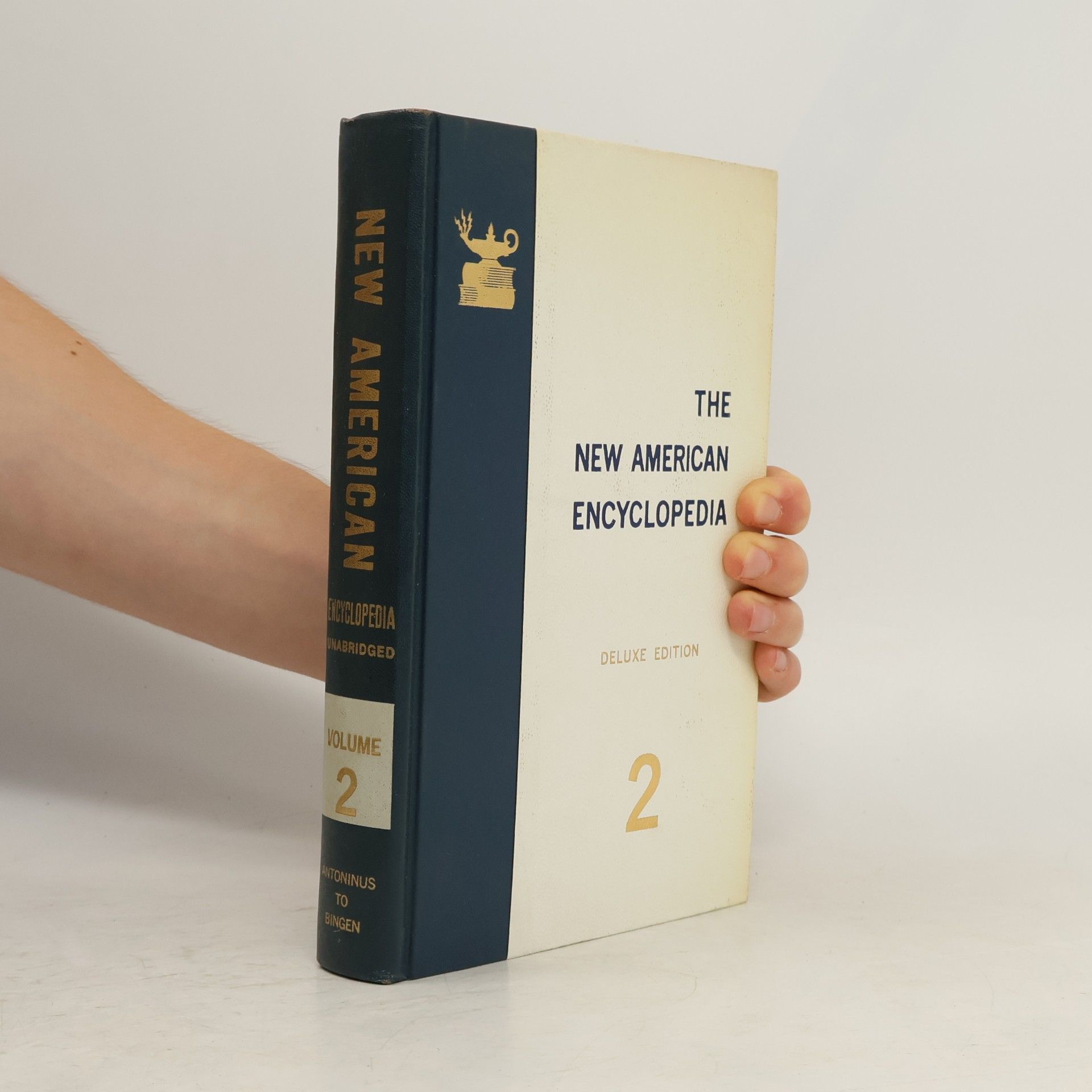 kolektiv The New American Encyclopedia 2