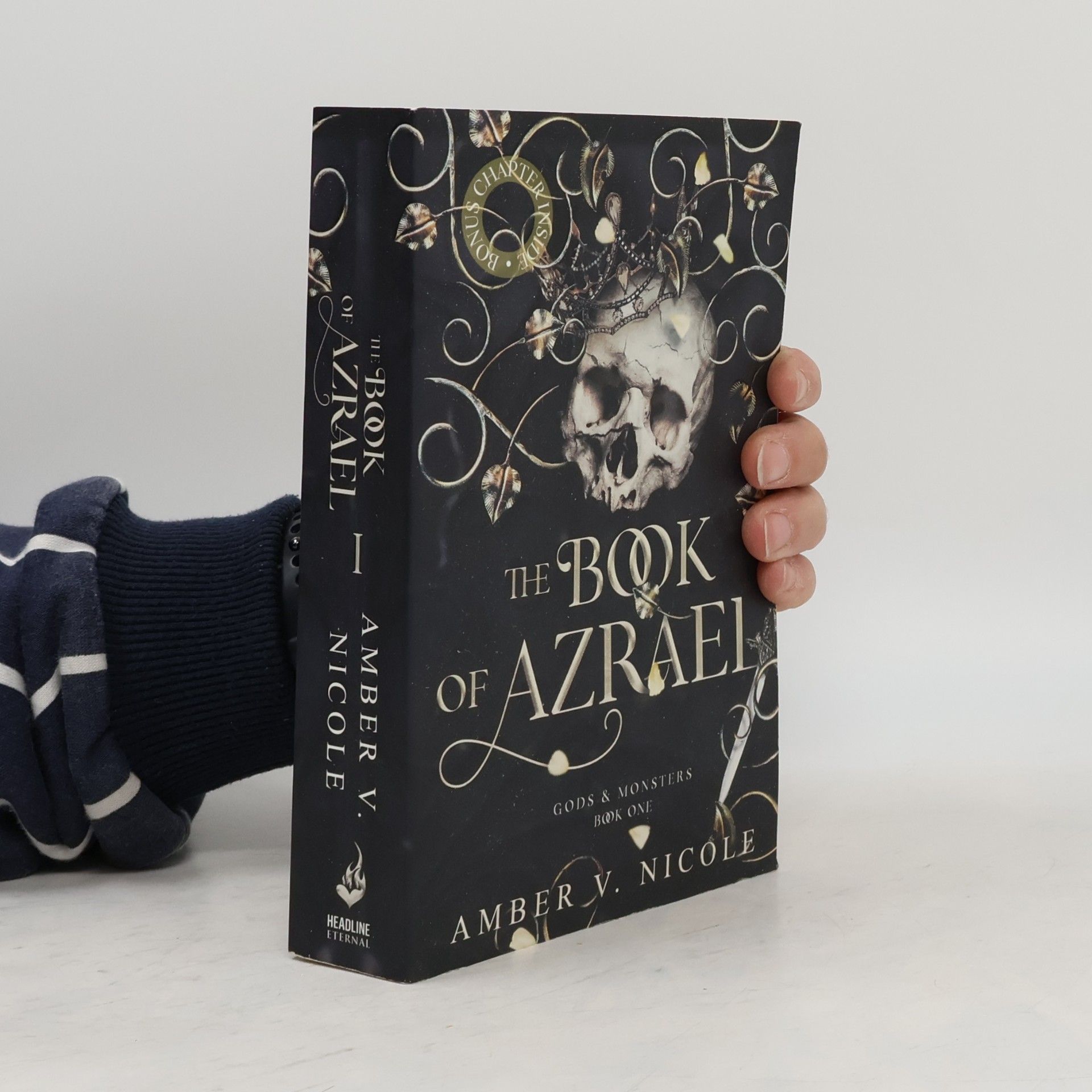 Amber V. Nicole The book of Azrael
