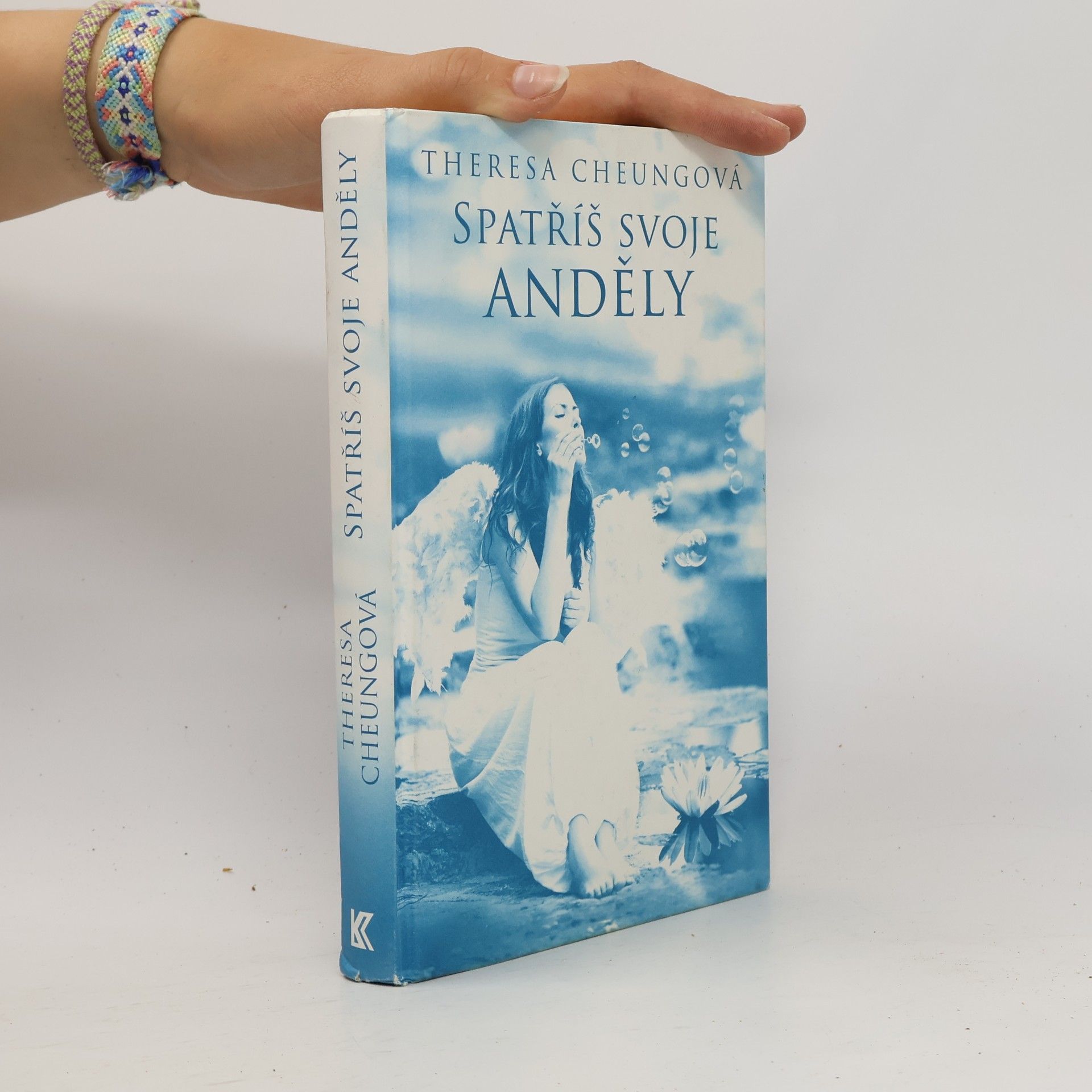 Theresa Francis-Cheung Spatříš svoje anděly