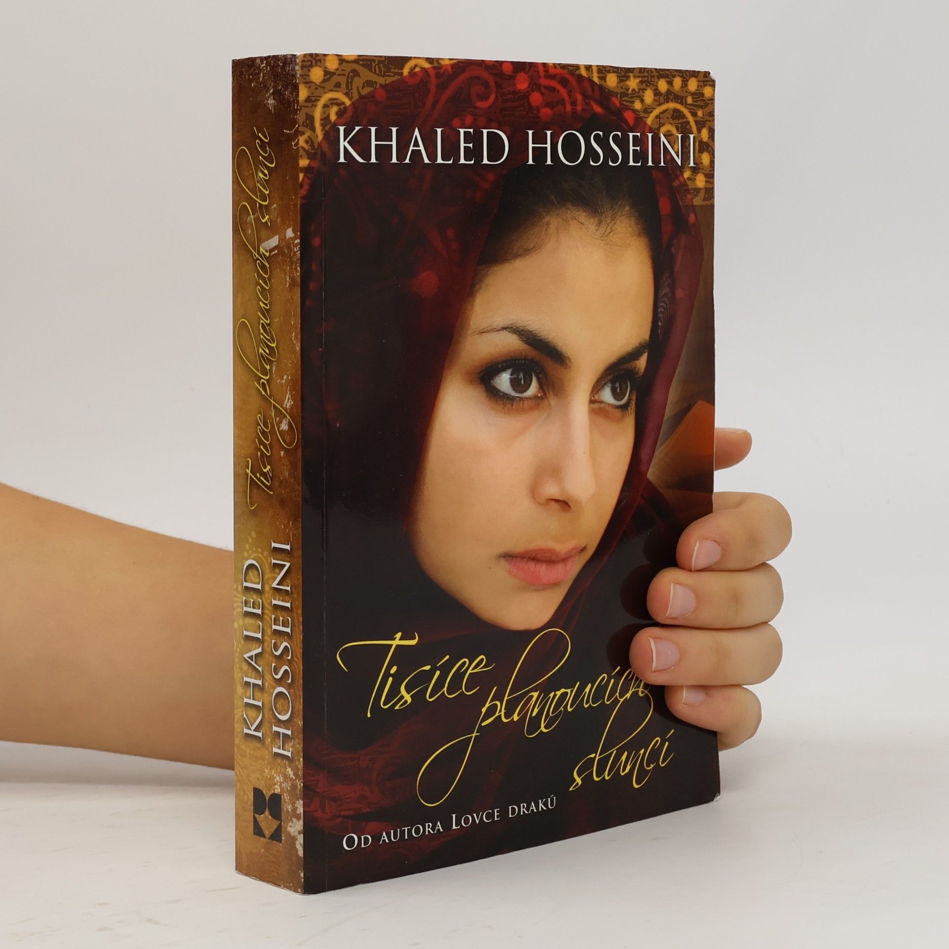 Khaled Hosseini Tisíce planoucích sluncí
