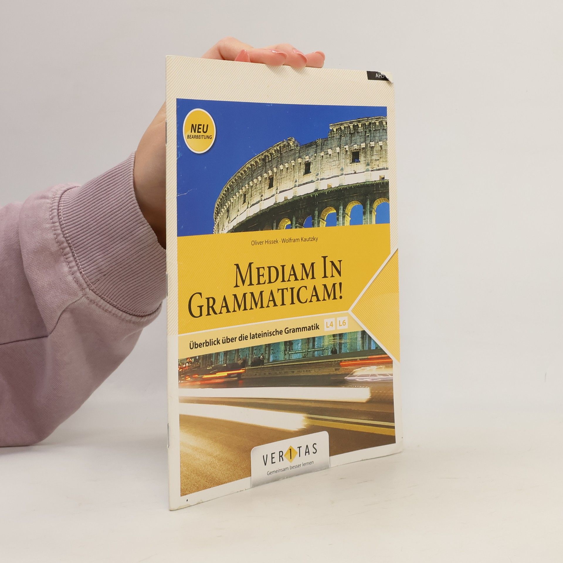 Mediam in Grammaticam!
