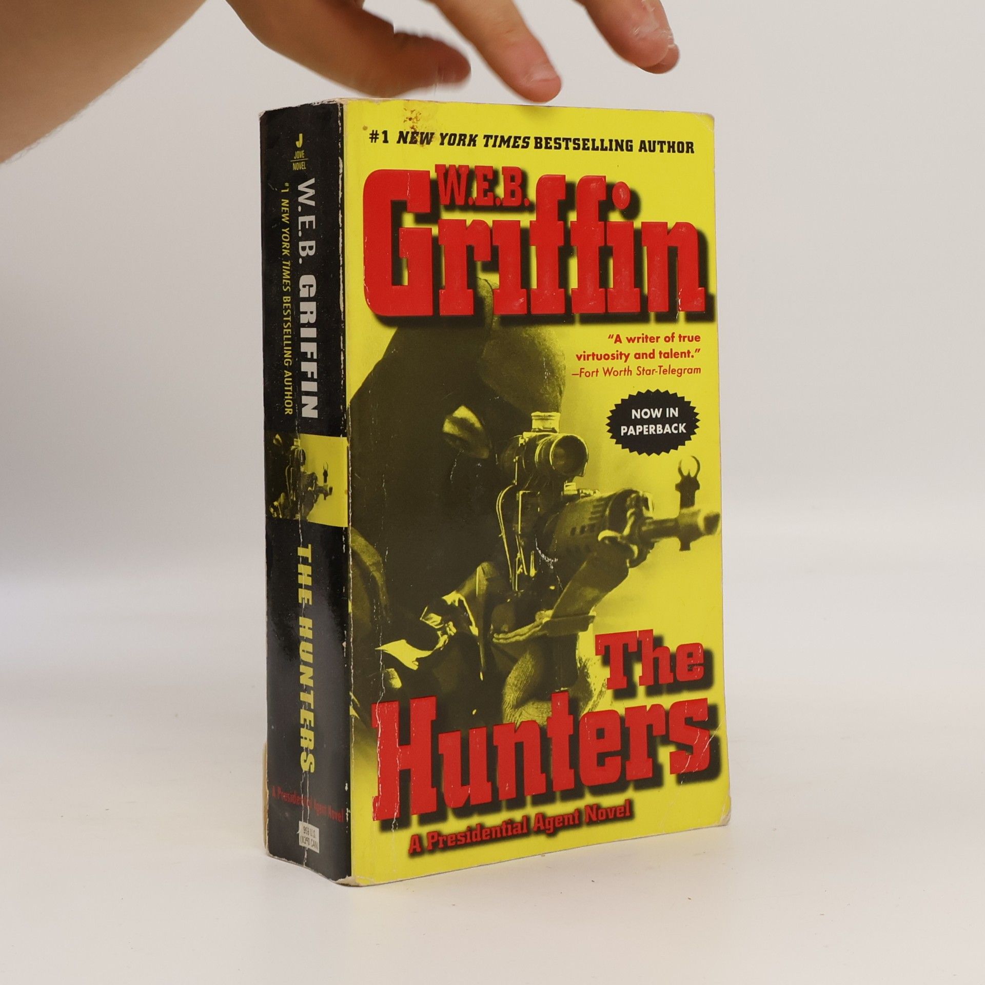 A Presidential Agent Novel: The Hunters
