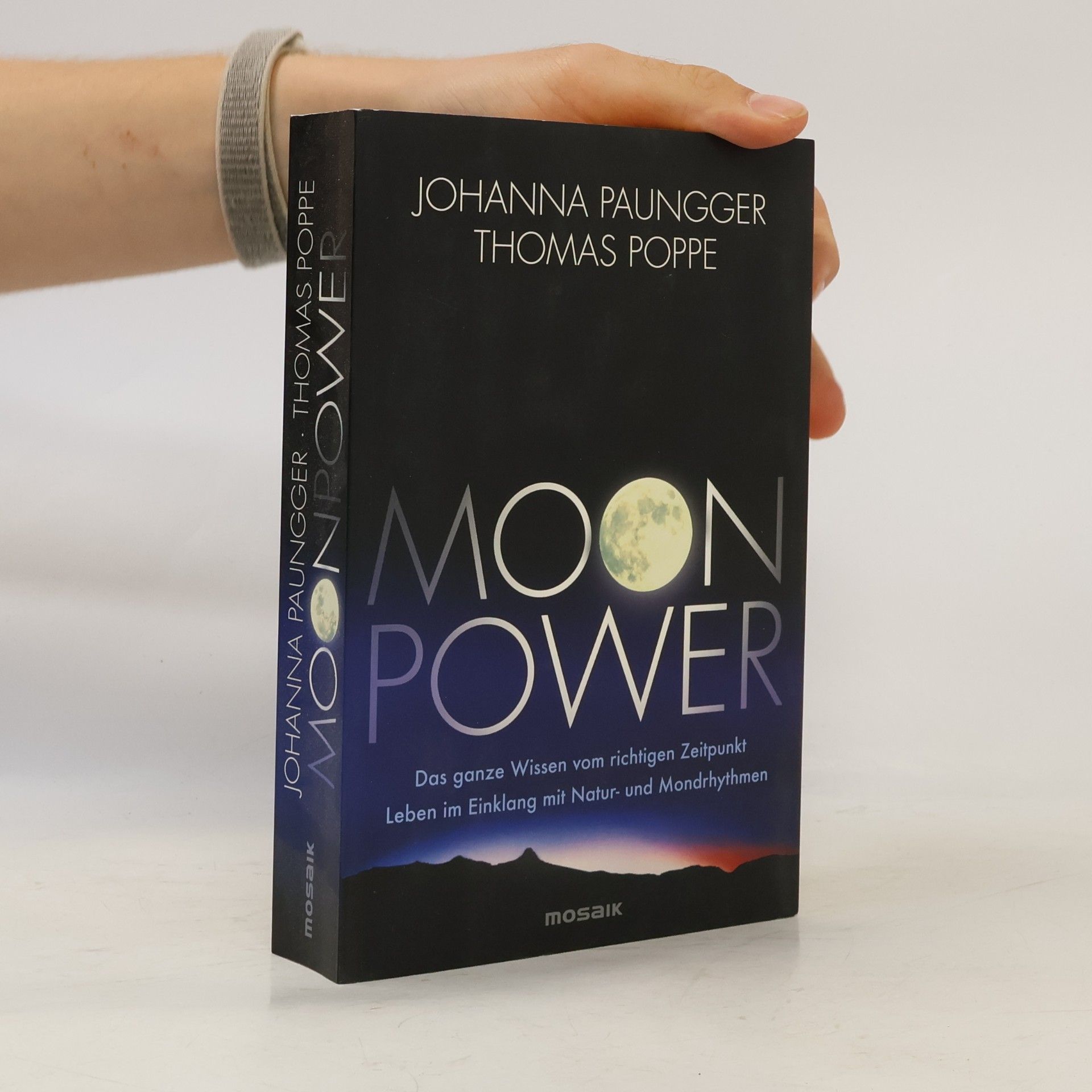 Moon-Power