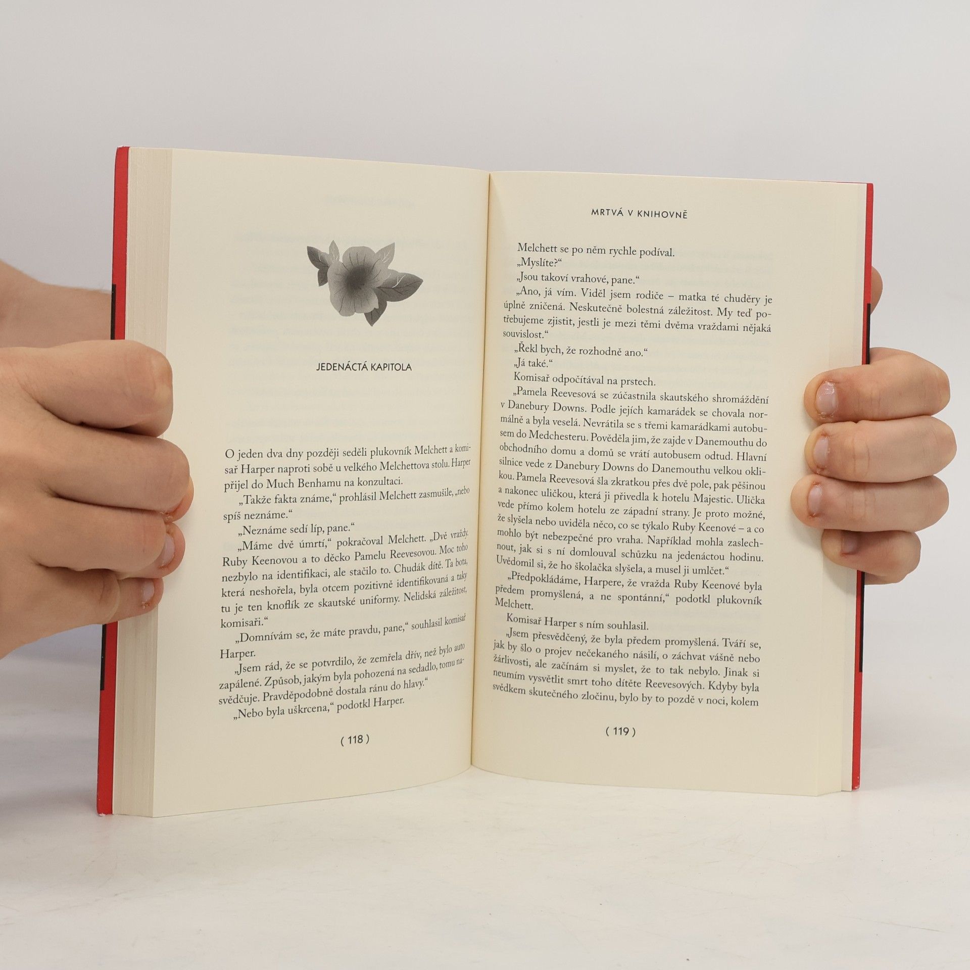 Agatha Christie Mrtvá v knihovně