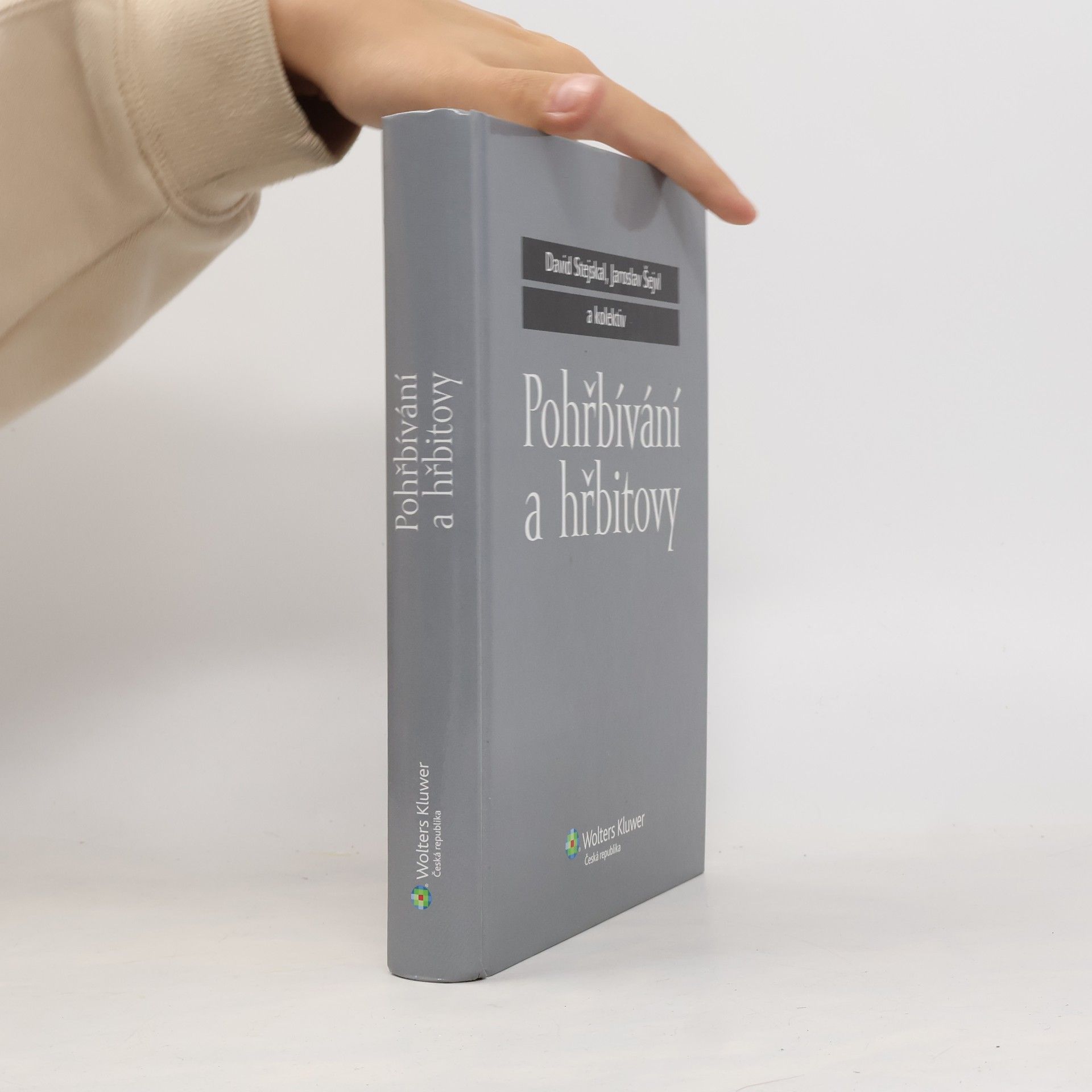 David Stejskal Pohřbívání a hřbitovy