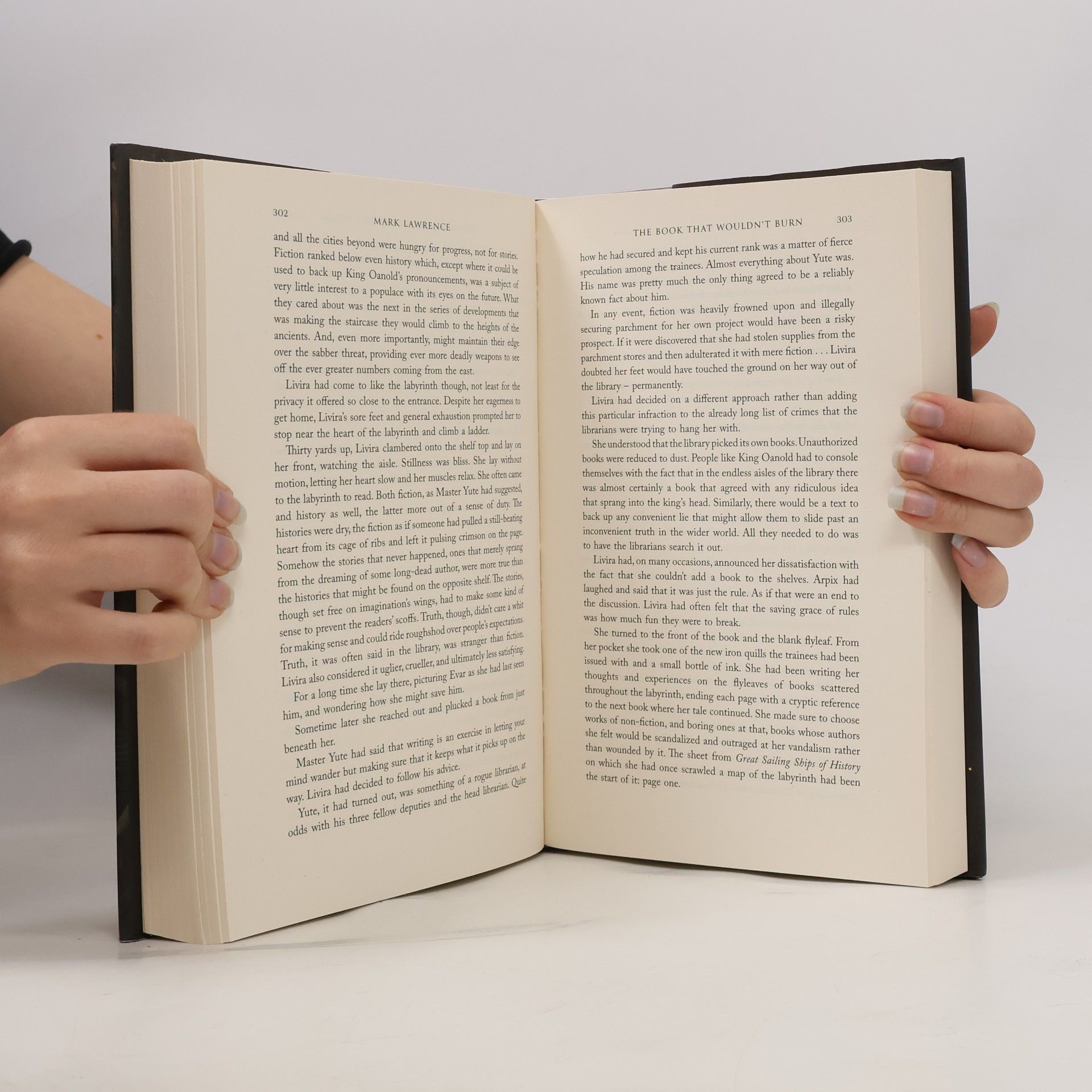 Mark Lawrence The Book That Wouldn't Burn