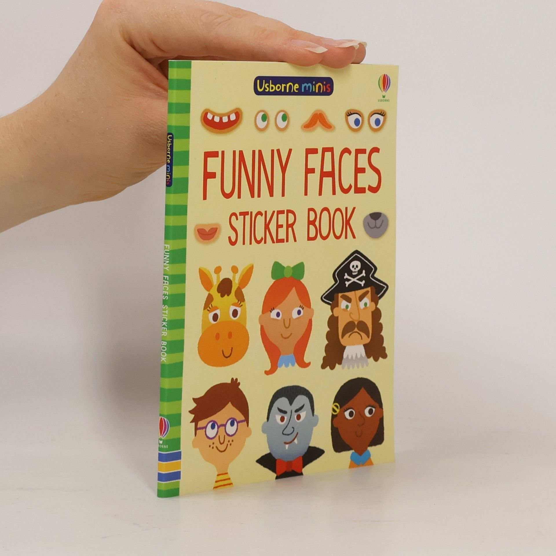Carly Davies Usborne Minis: Funny Faces Sticker Book