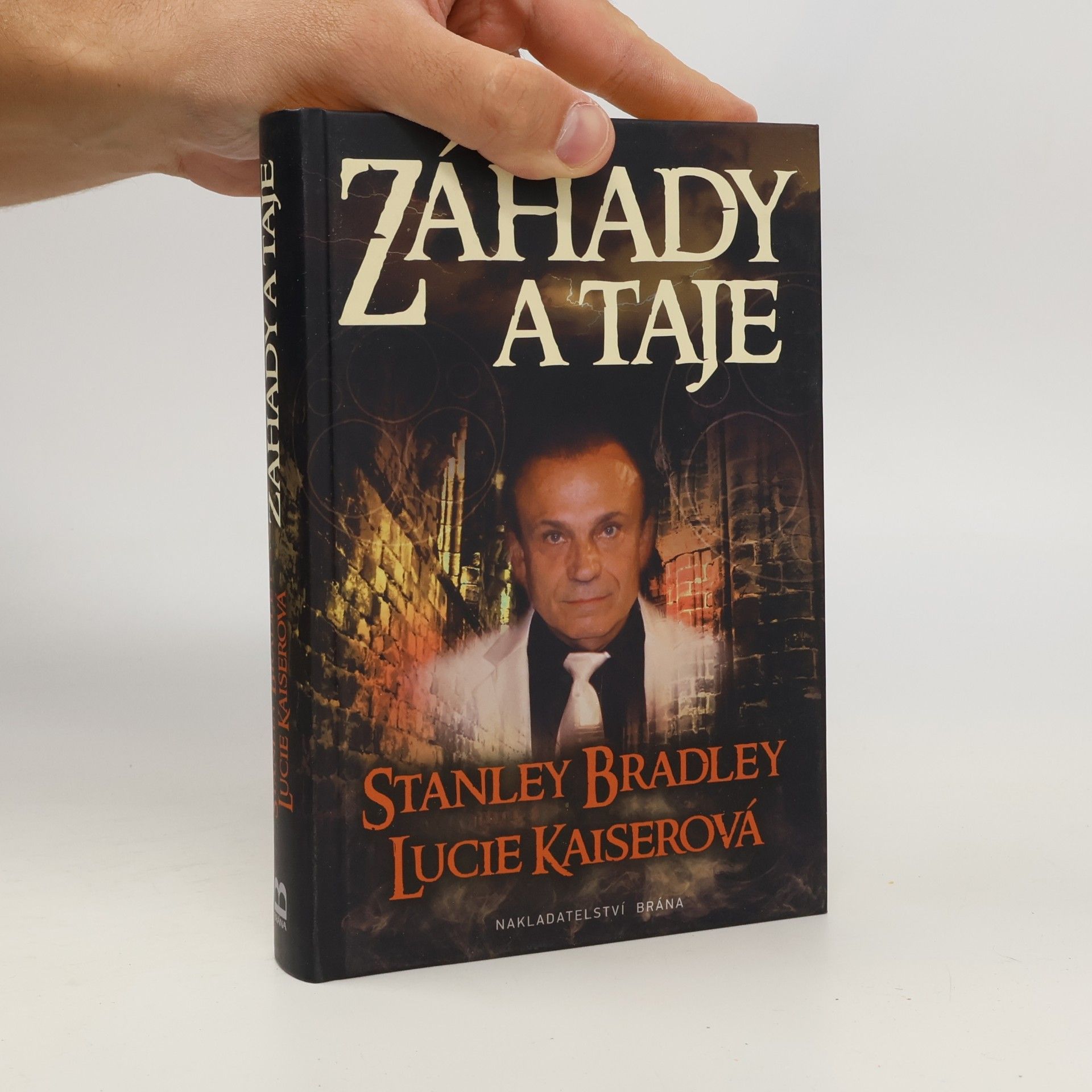 Záhady a taje