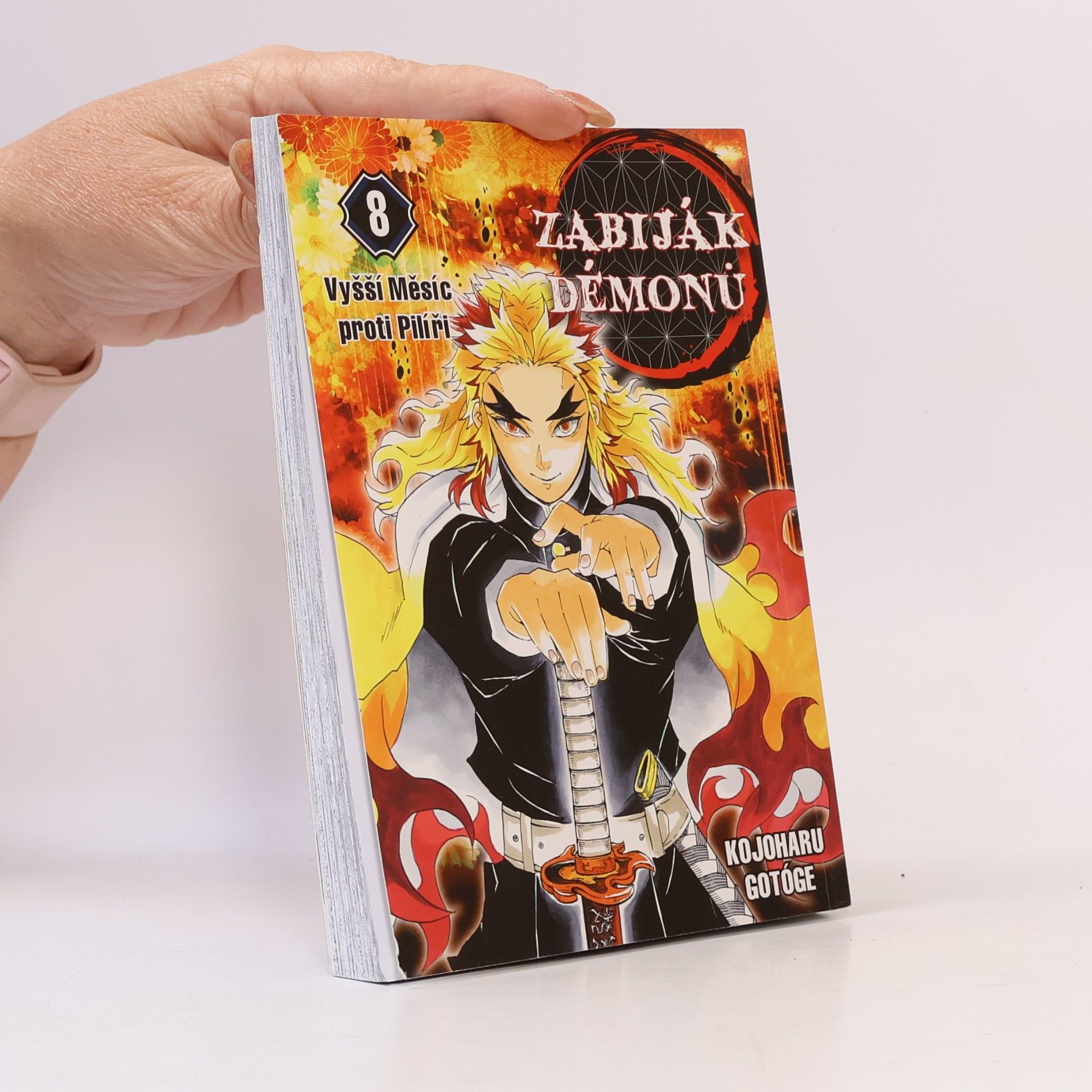 Eliška Kabelková Vítová Zabiják démonů. 8, Vyšší Měsíc proti Pilíři