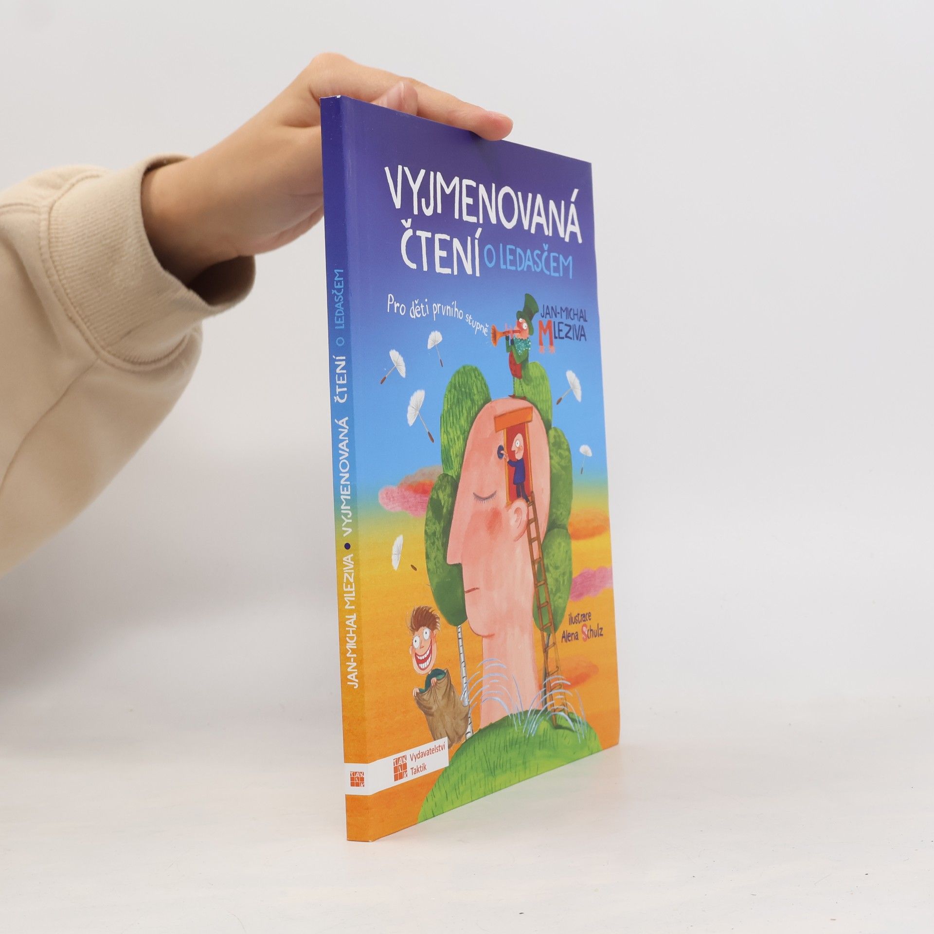 Vyjmenovaná čtení o ledasčem