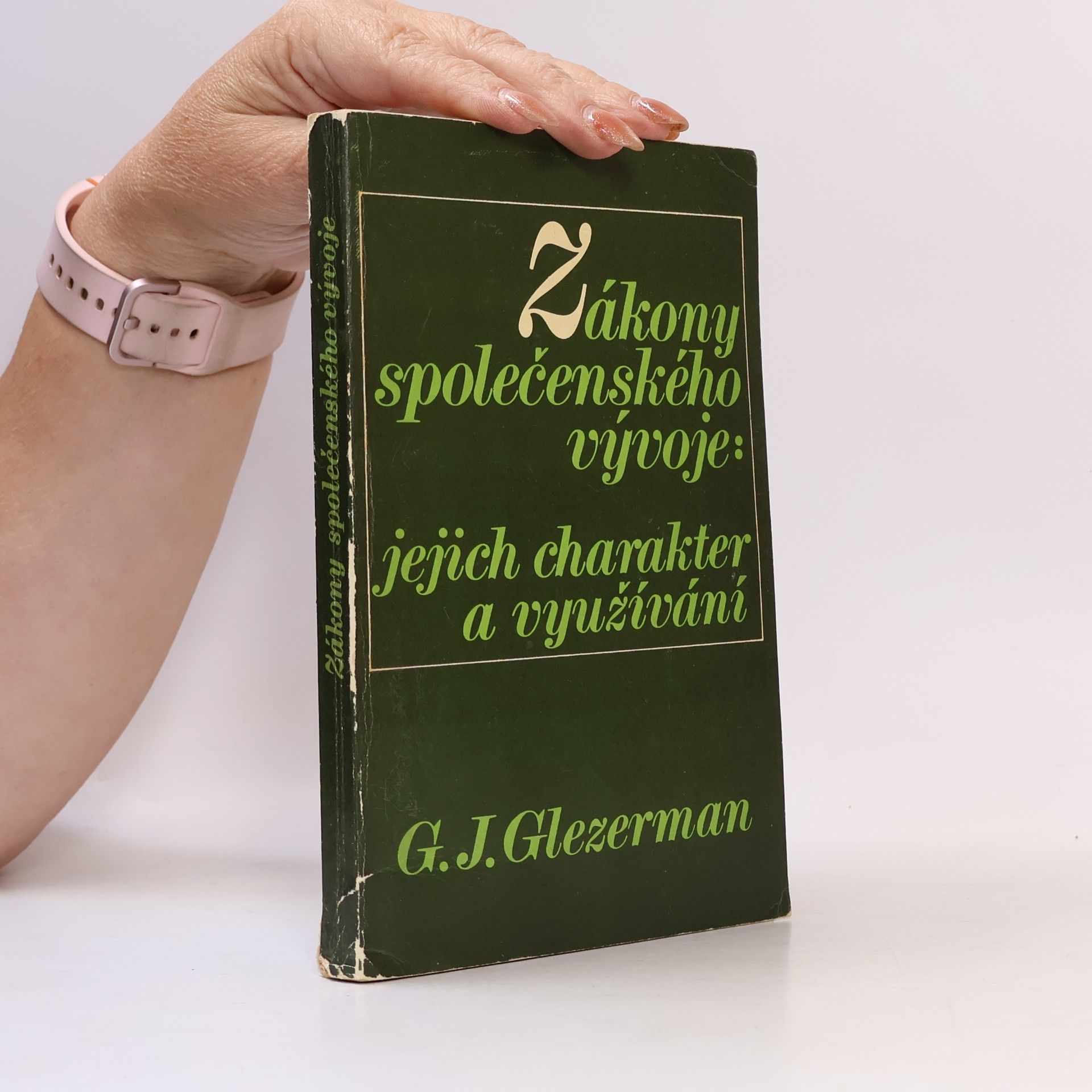 Zákony společenského vývoje: jejich charakter a využívání