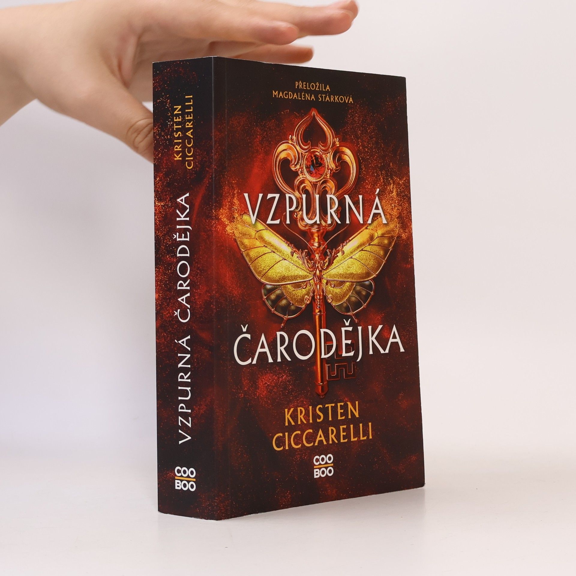 Kristen Ciccarelli Vzpurná čarodějka