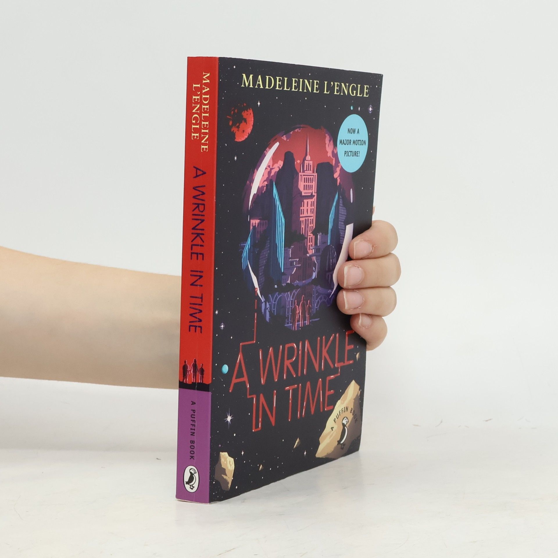 Madeleine L’Engle A wrinkle in time