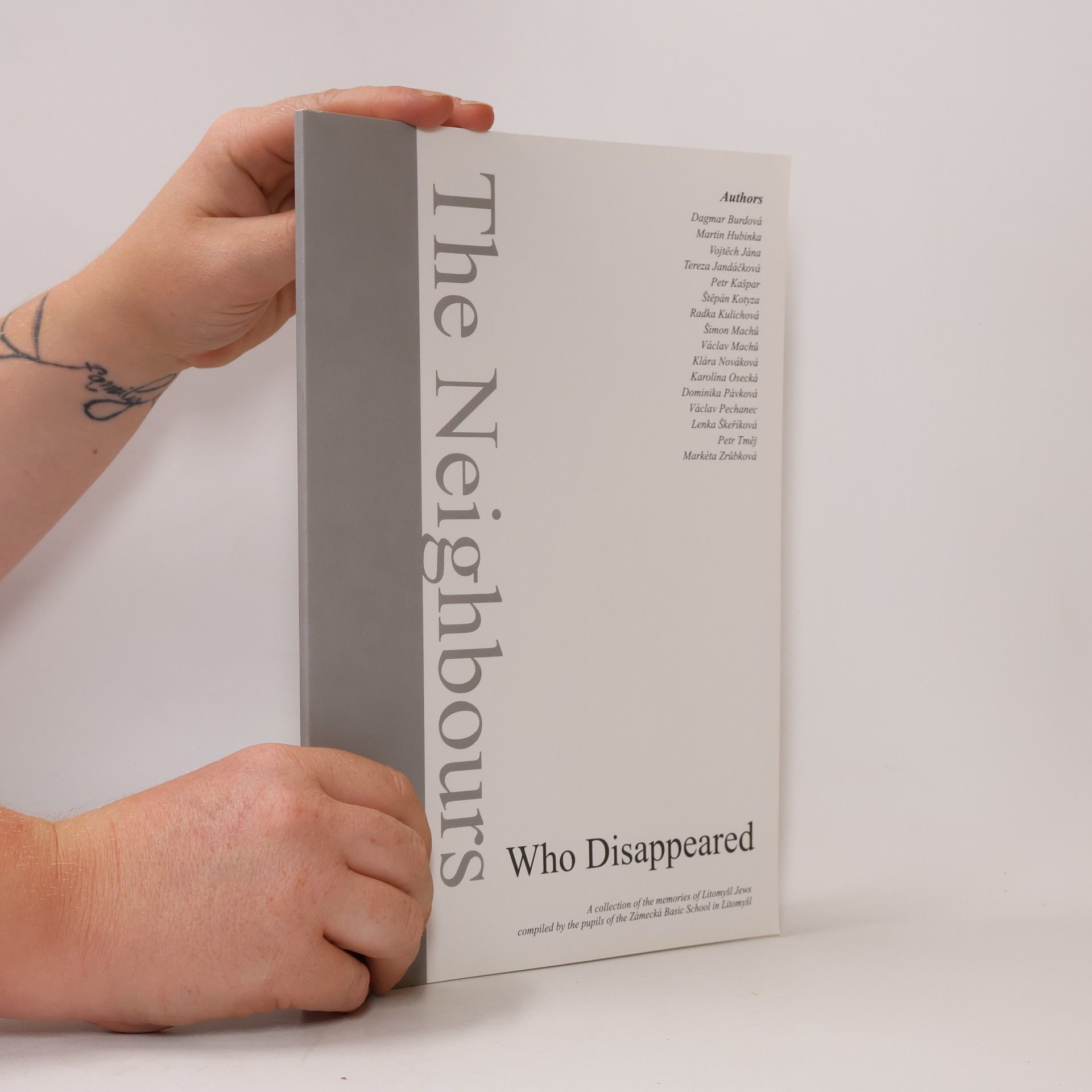 Various authors The Neighbours. Who Disappeared